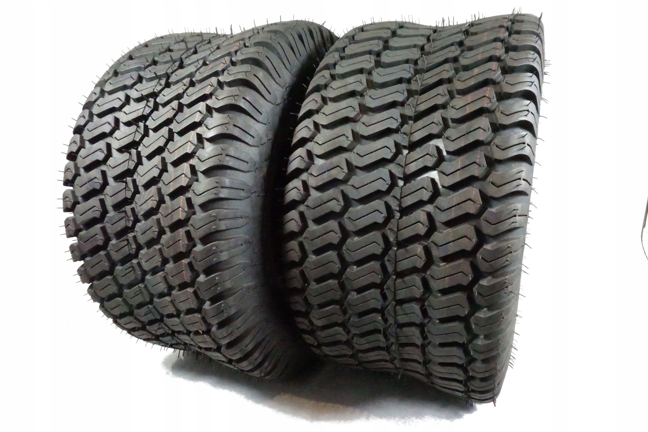 

2x Opona 18x9,50-8 Bkt 6 Pr LG-306 18x9,5-8