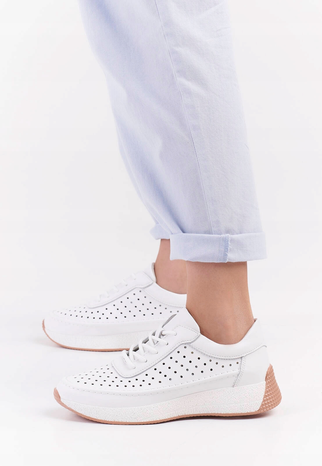 PÓLBUTY DAMSKIE SERGIO LEONE BIAŁE AŻUROWE SP013 SKÓRA NATURALNA R. 38 Kod producenta SP013