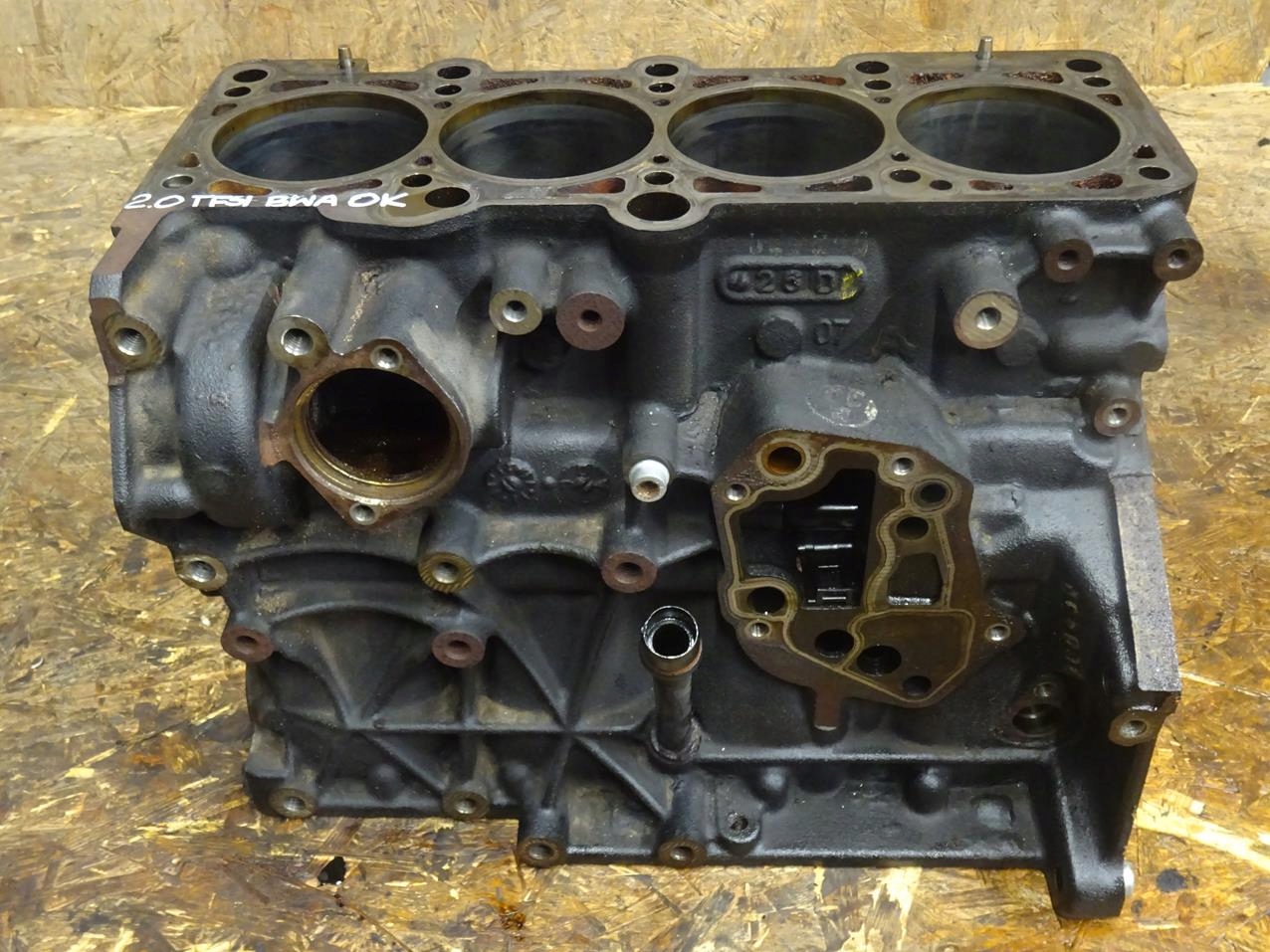 GOLF V AUDI TT 8J A3 8P 2.0 TFSI BWA AXX BLOK SILNIKA PODPORY WAŁU Jakość części (zgodnie z GVO) O - oryginał z logo producenta pojazdu (OE)