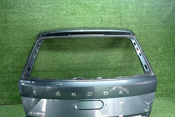 SKODA FABIA III KOMBI boot doors rear part