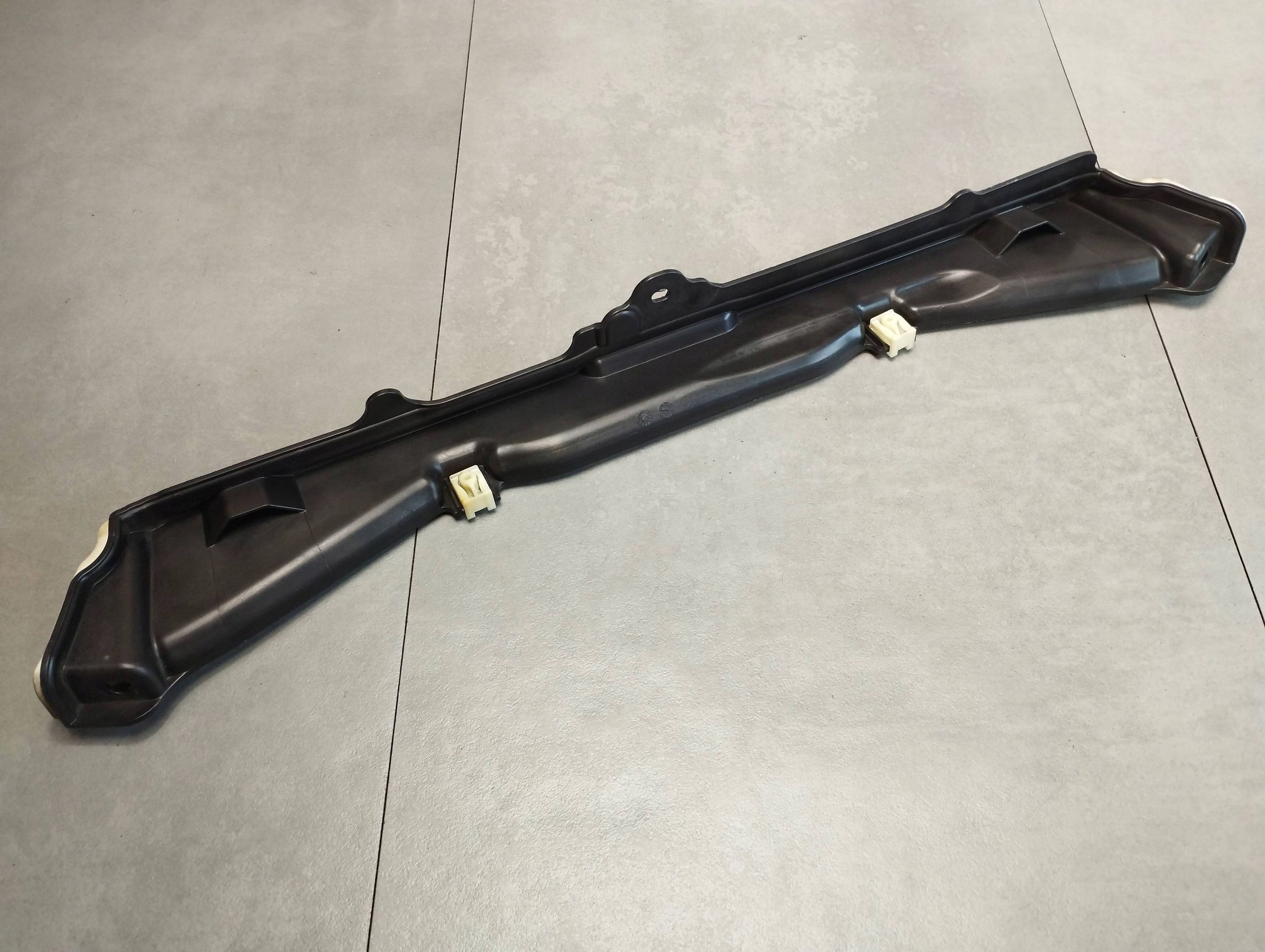 BMW 7 G11 torpedo lower 7340190