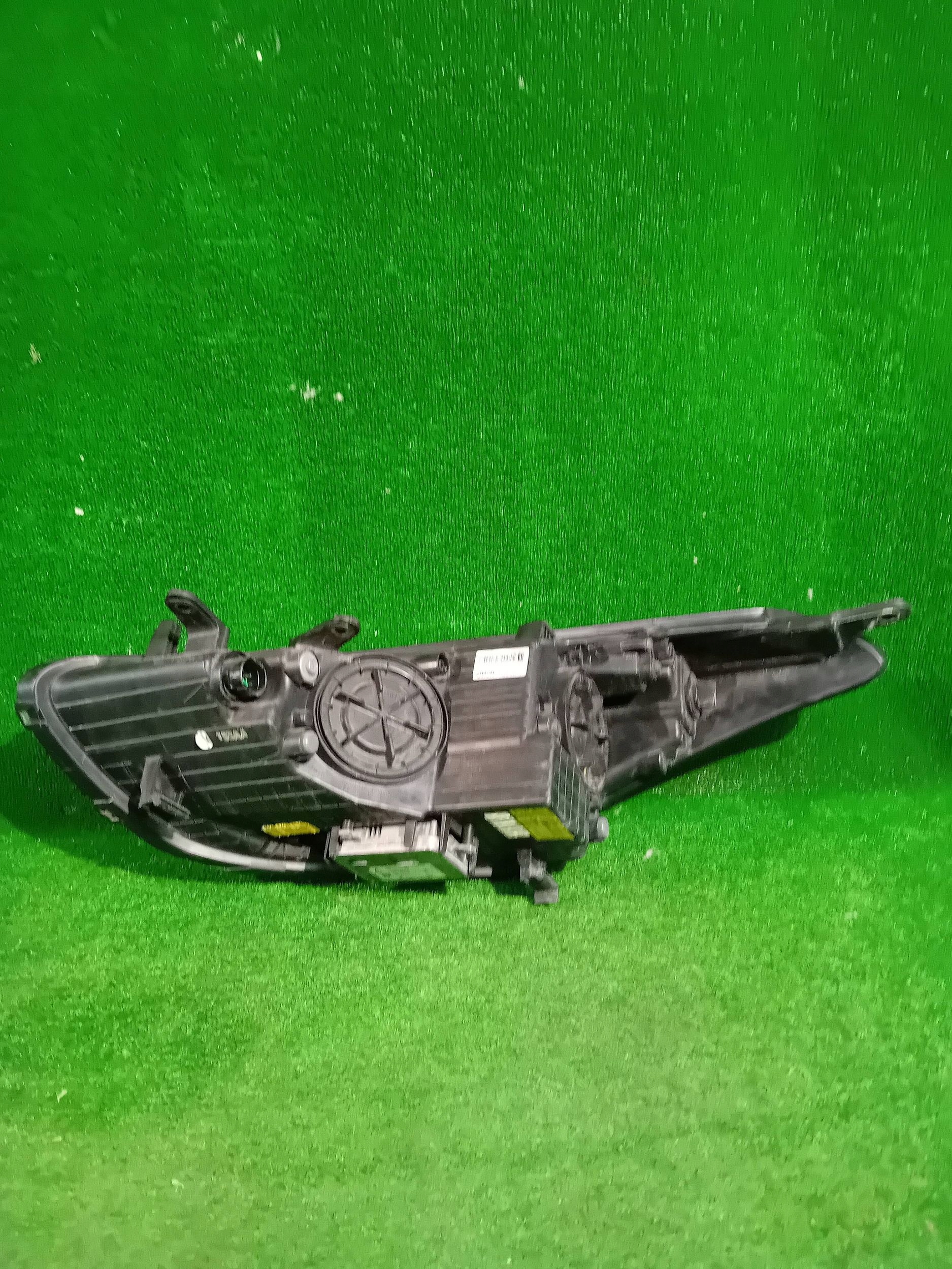 REFLEKTOR right front HYUNDAI I30 II 12- XENON NR.R770