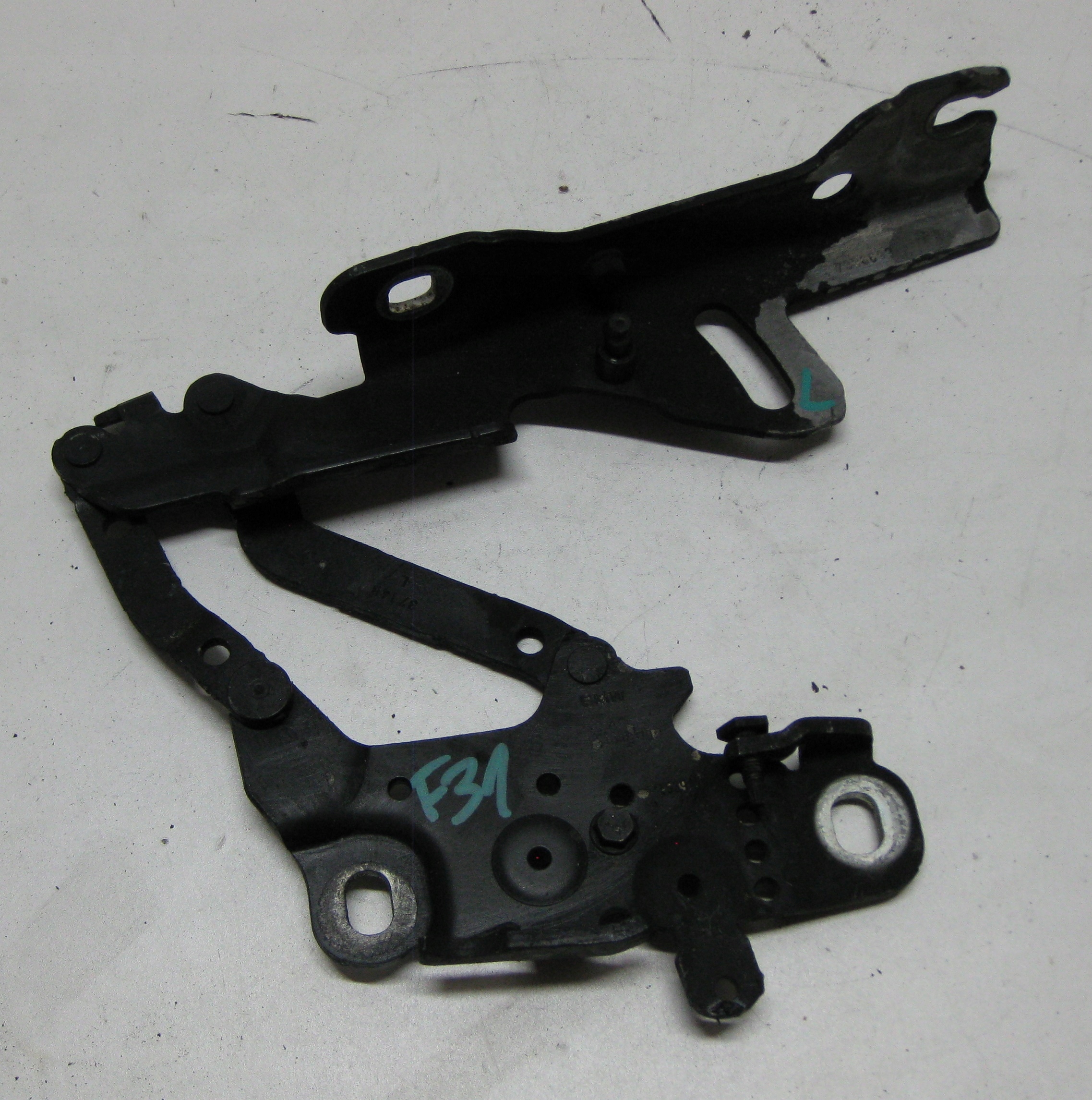 BMW F31 2.0D 14R hinge bonnets left right KOMPLET