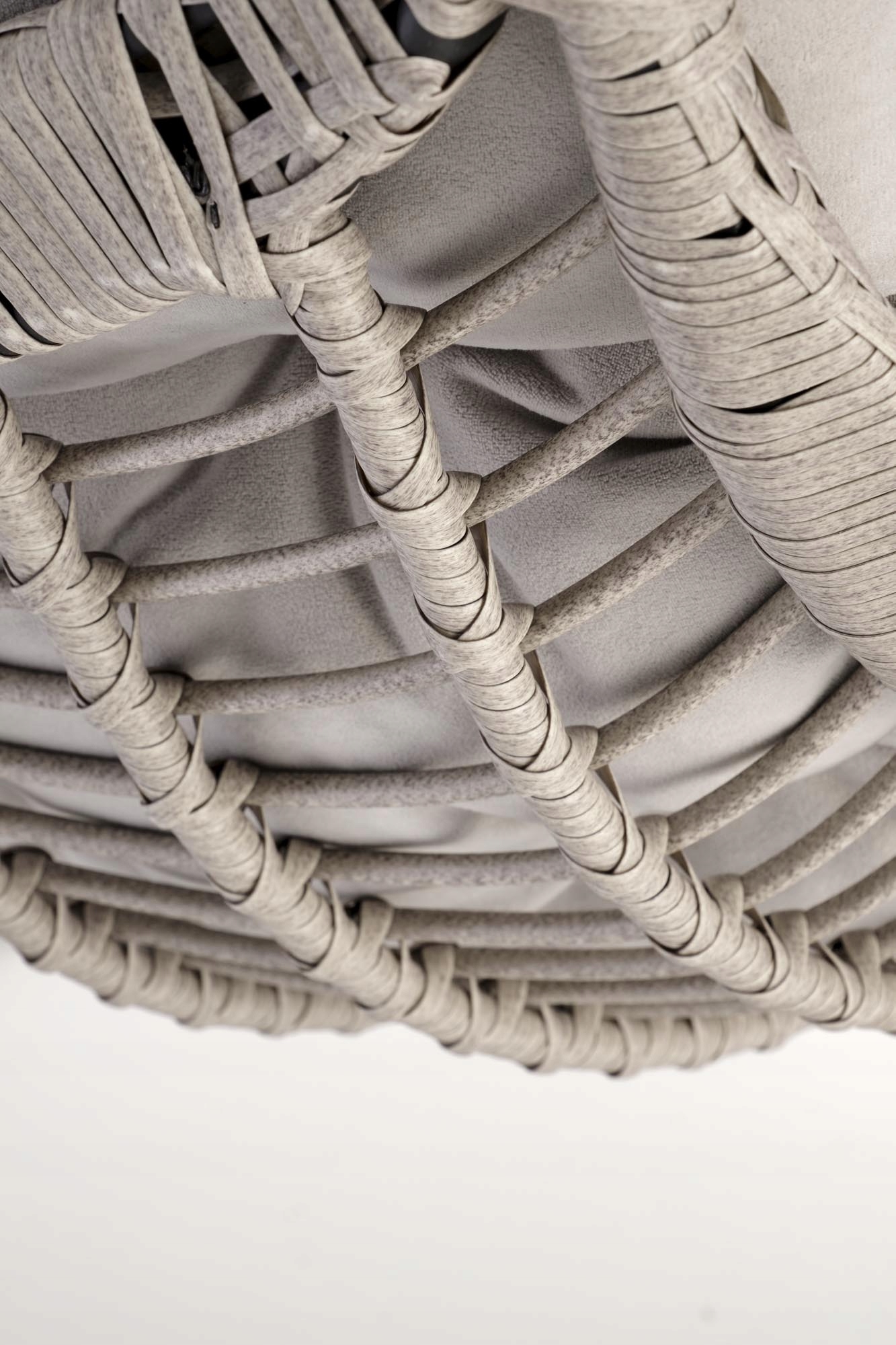 Fotel WISZĄCY KOKON technorattan z poduchą RASMUS jasny popiel Halmar Marka Halmar