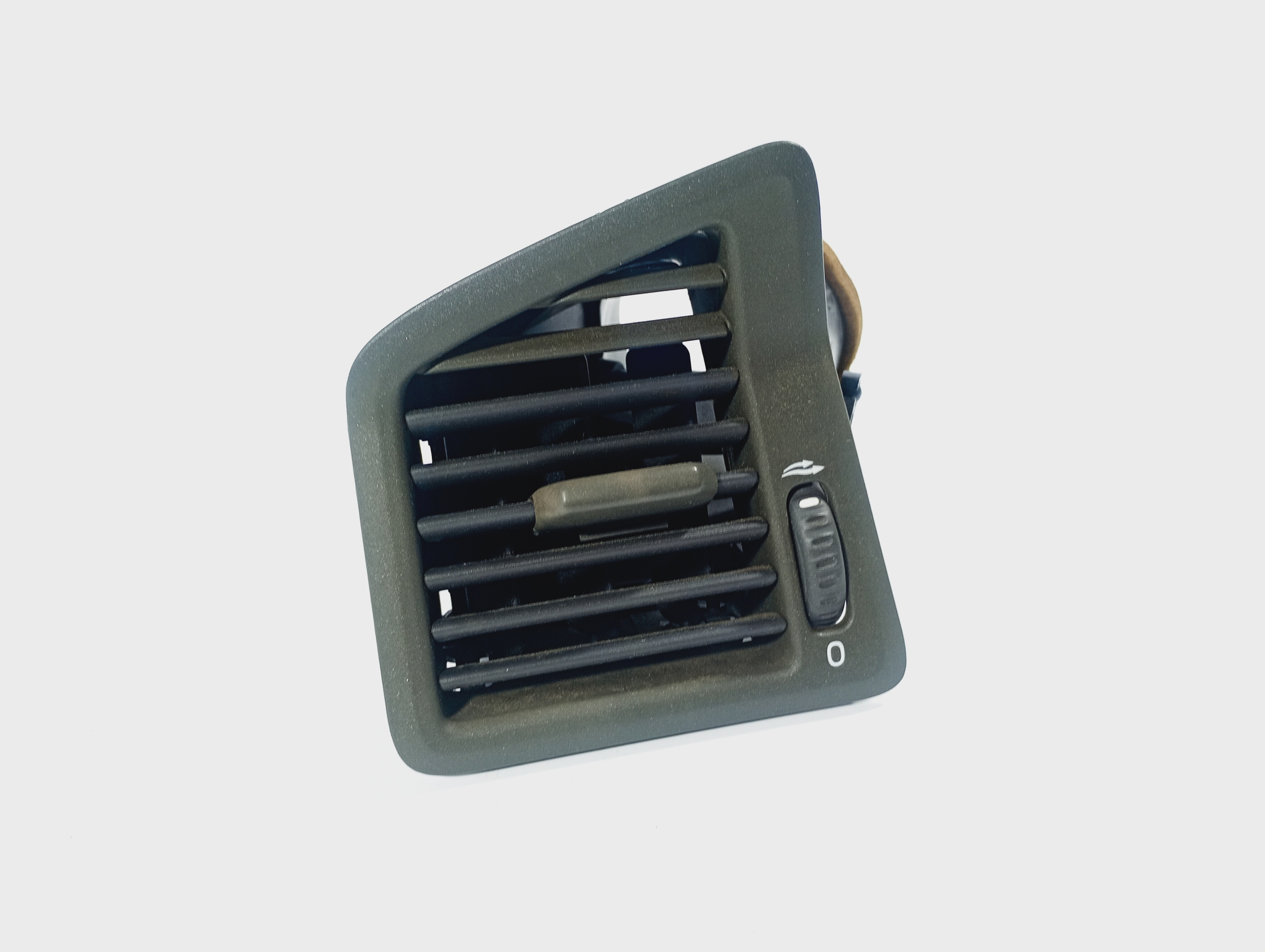 grid air conditioning devices air left driver´s VOLVO V70 2 II 01-07