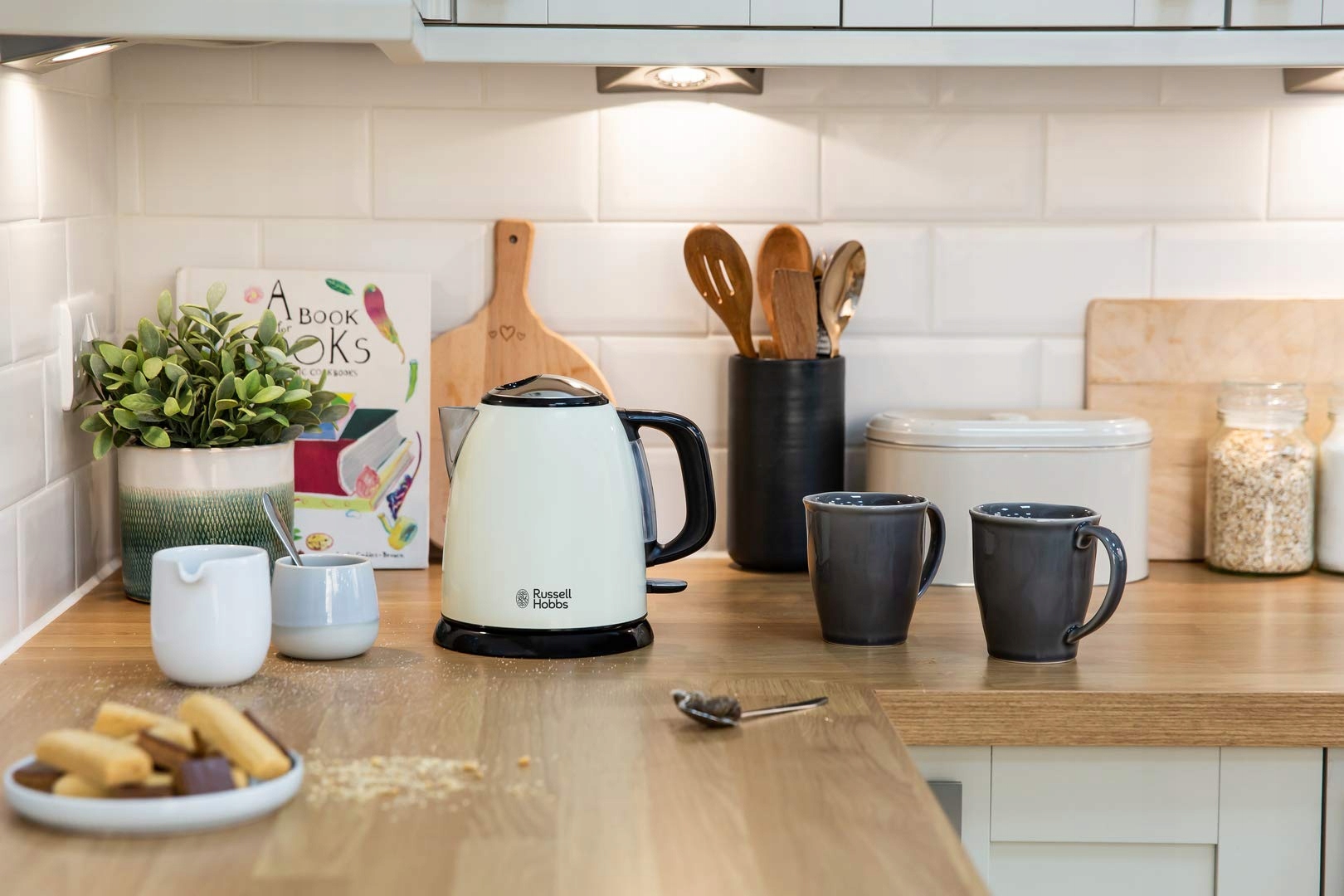 RUSSELL HOBBS Czajnik Elektryczny 1L 2400W Szybkie Gotowanie Filtr Wapnia — miniatura 9
