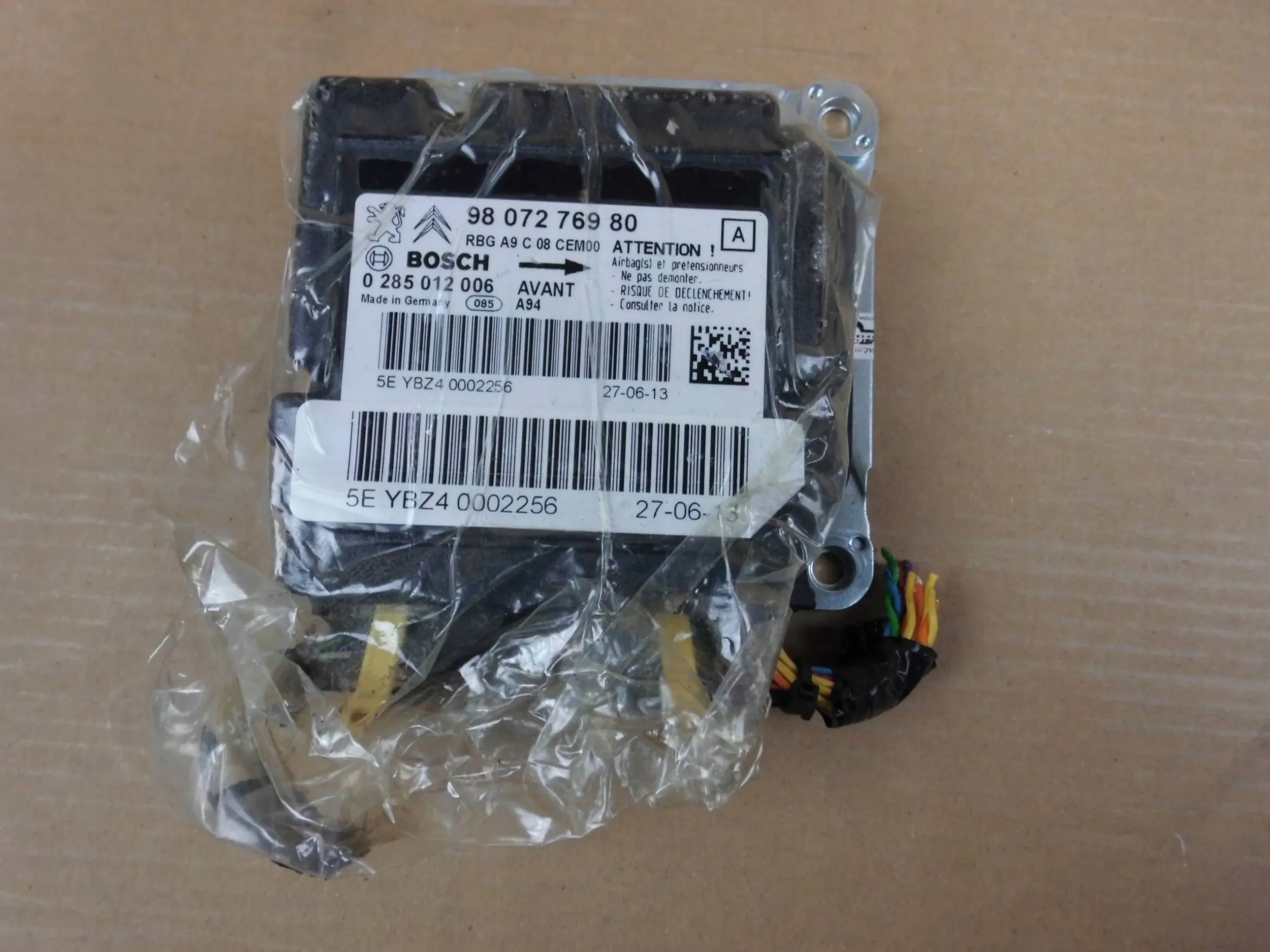 Peugeot 2008 e 2013r. sensor modulo Centralina airbag airbag 9807276980