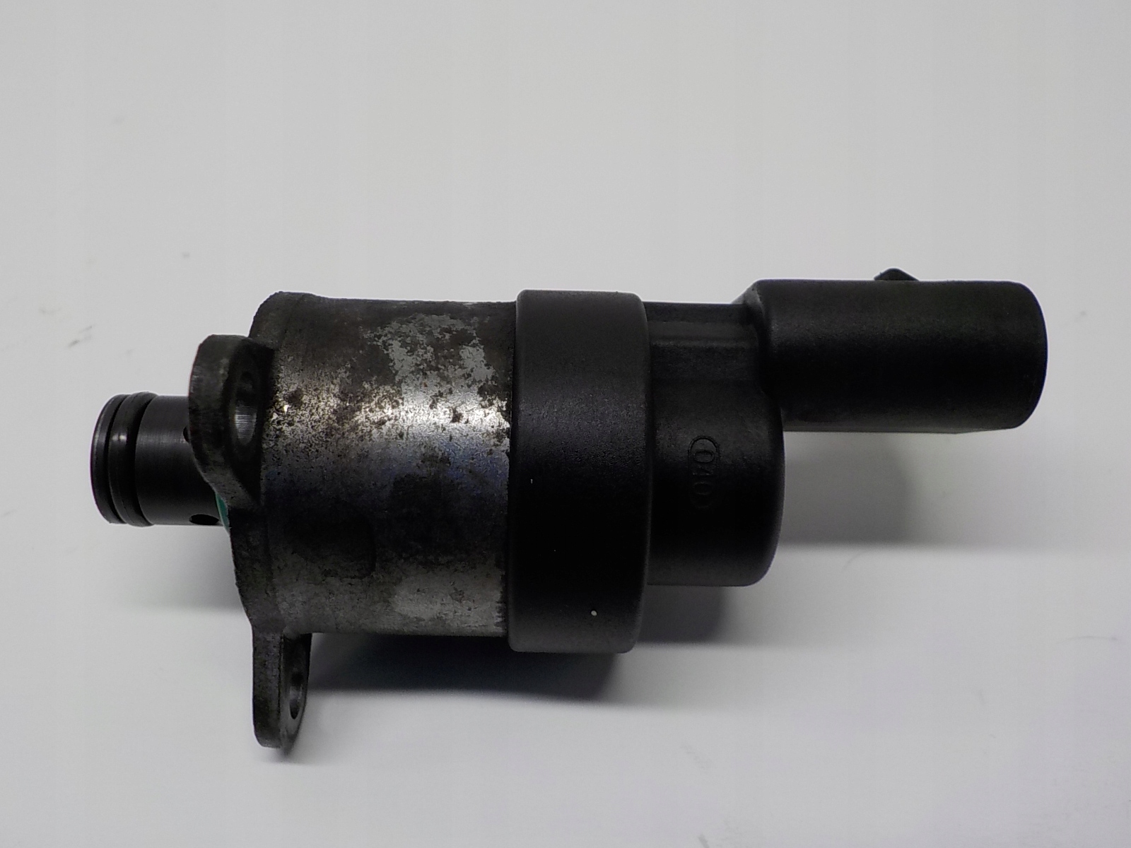 MERCEDES A W169 B W245 2.0 CDI ventil goriva BOSCH