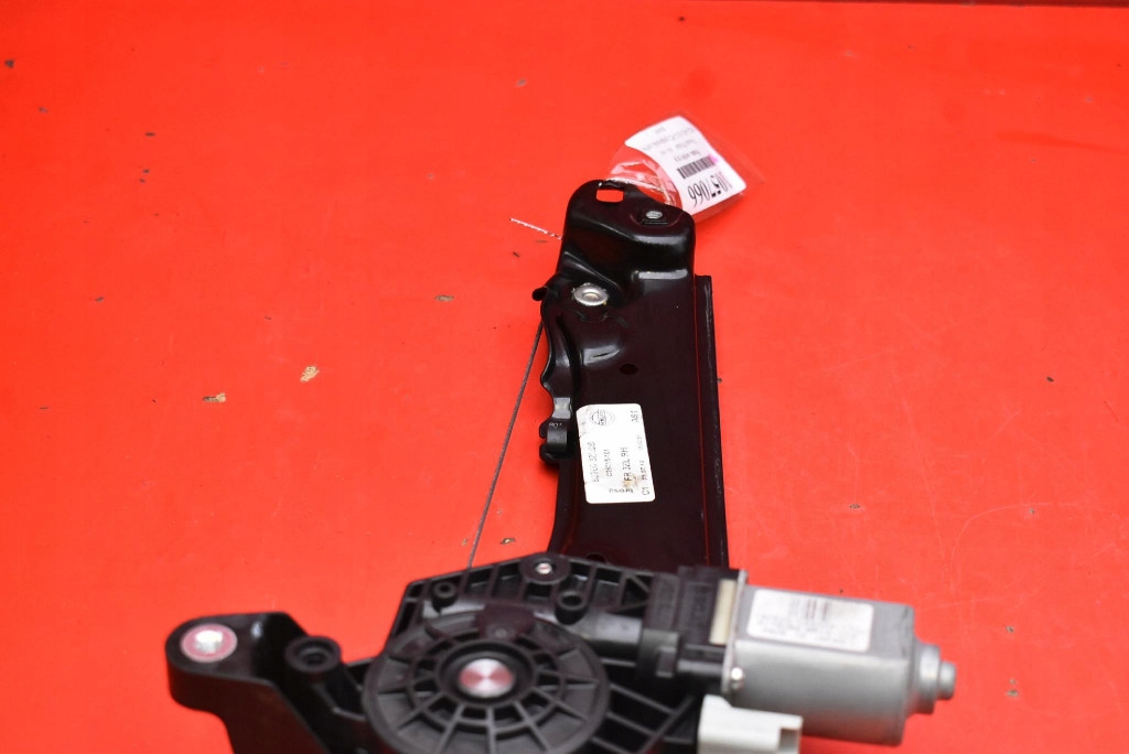 window regulator right front EU 807003ZL0B NISSASN PULSAR C13 5D HB 14-18