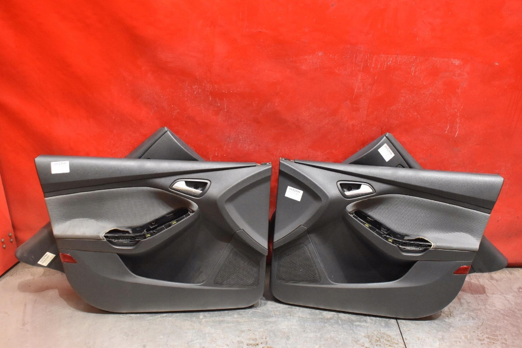 side side KOMPLET EU FORD FOCUS MK3 KOMBI 11-15