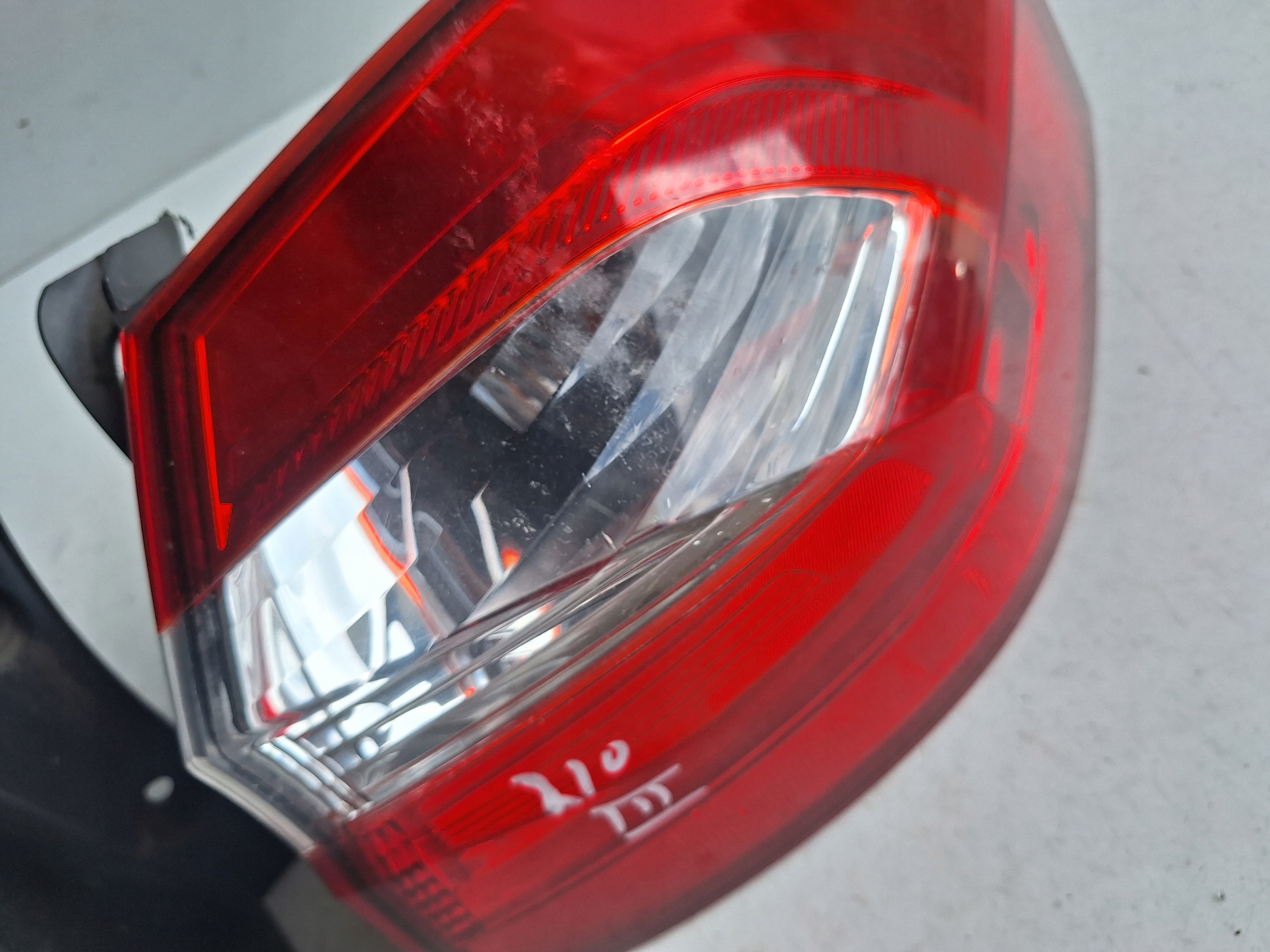 KIA RIO III 11-14 light left rear part