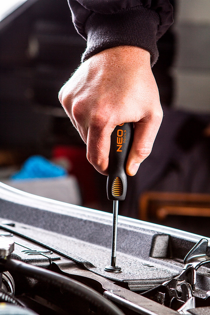 Wkrętak krzyżowy PH2 x 100 mm, S2 NEO 04-024 Marka Neo Tools