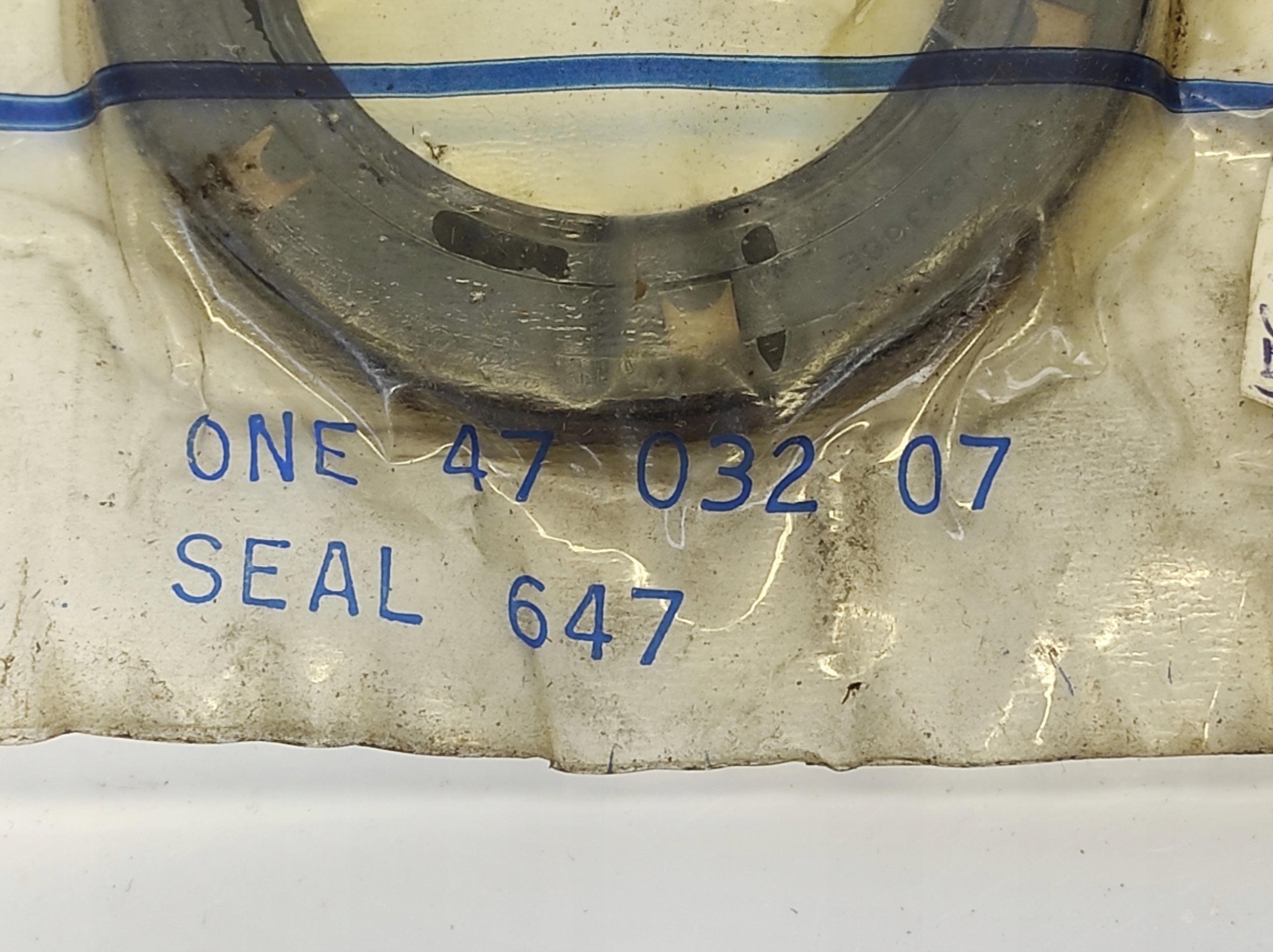 KOHLER 47 032 07 SIMMERING USZCZELNIACZ PIERŚCIEŃ Waga produktu z opakowaniem jednostkowym 0.3 kg