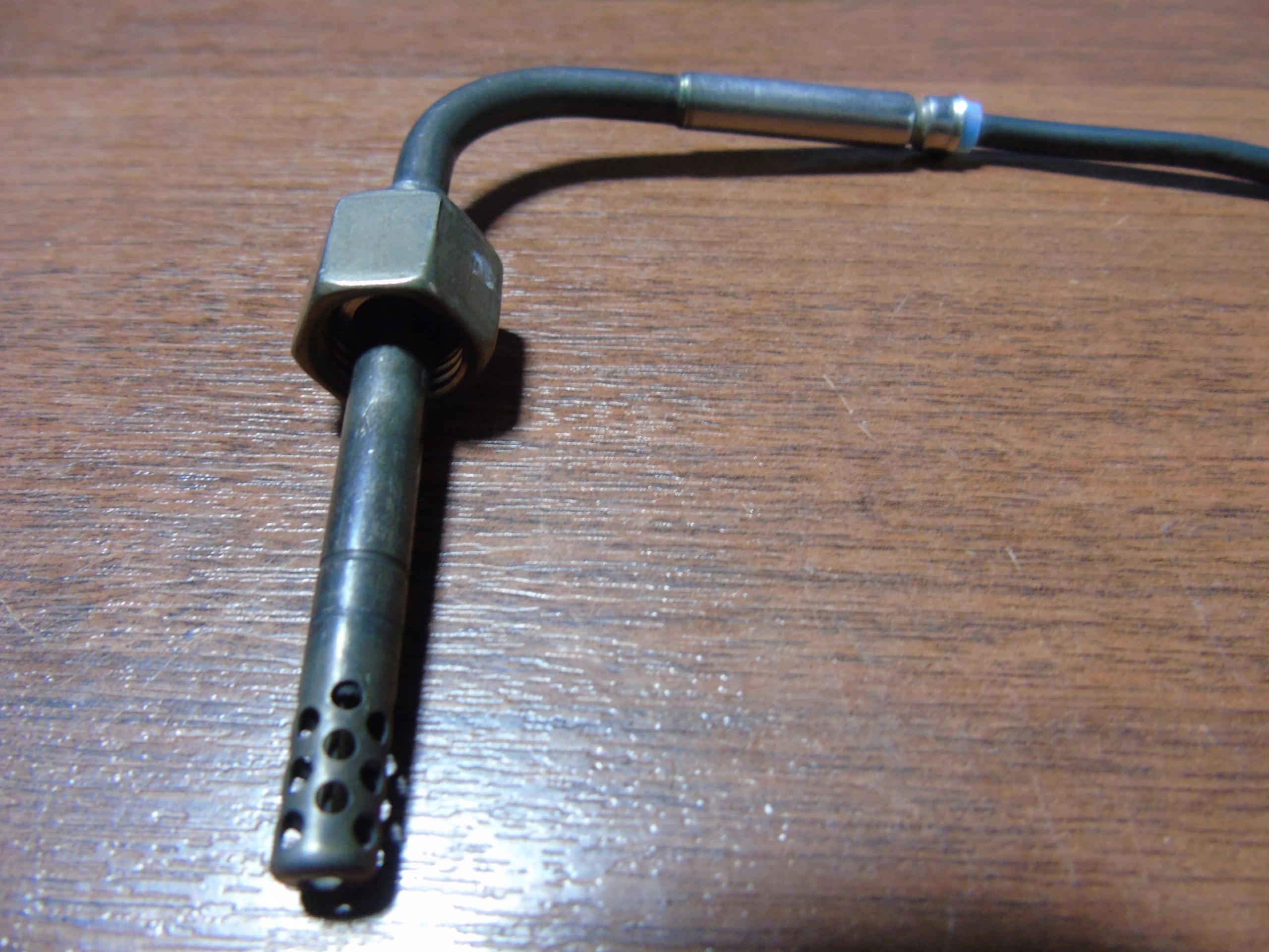 IDEALNY SENSOR TEMPERATURY GASE MERCEDES 1