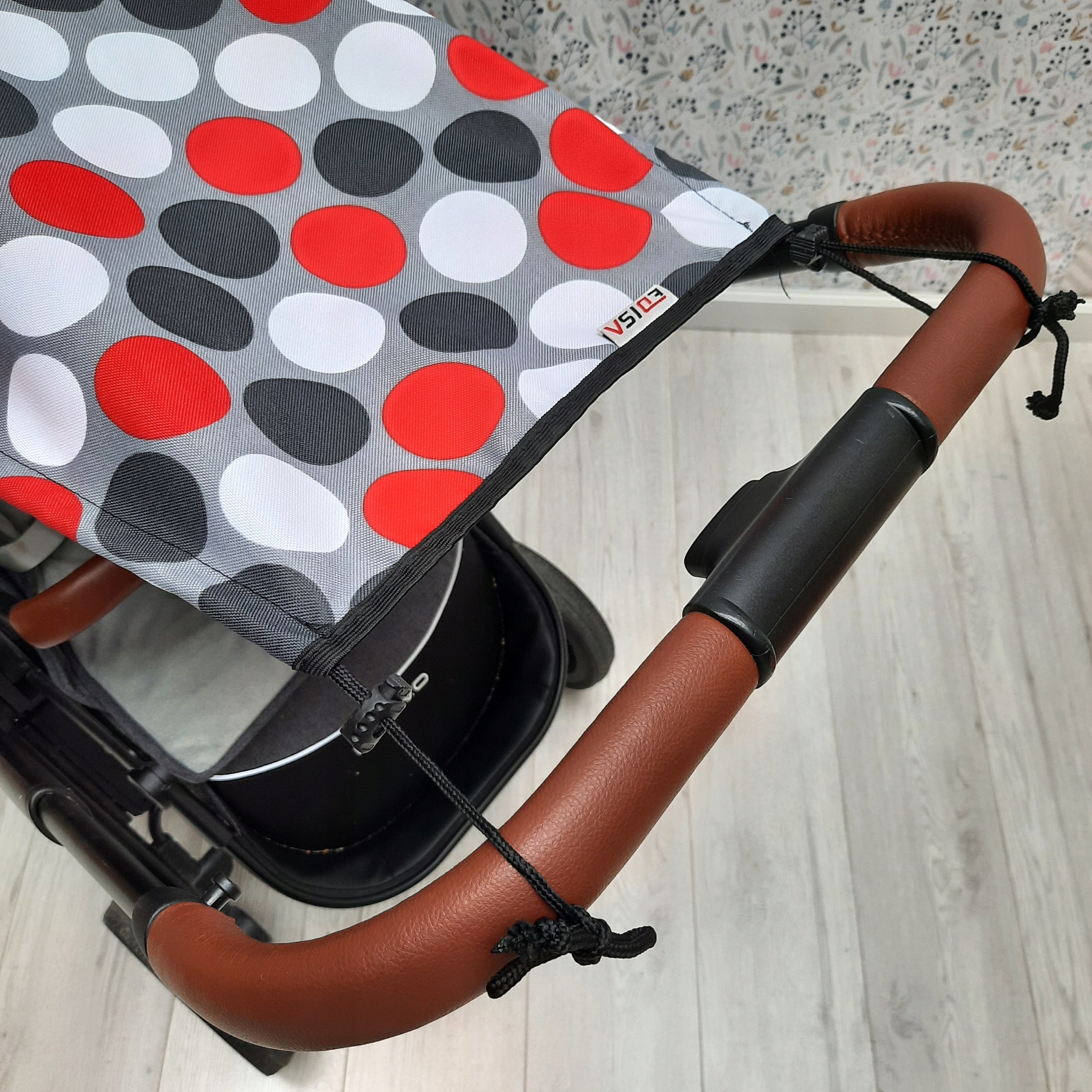 EDISA- DASZEK OSŁONKA BUDKA PRZECIWSŁONECZNY WÓZEK EAN (GTIN) 2555944207322