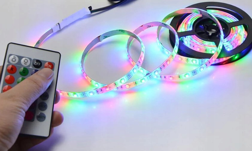 TAŚMA LED SMD 2835 Kolorowa 5M RGB +PILOT ZASILACZ Marka Domifito