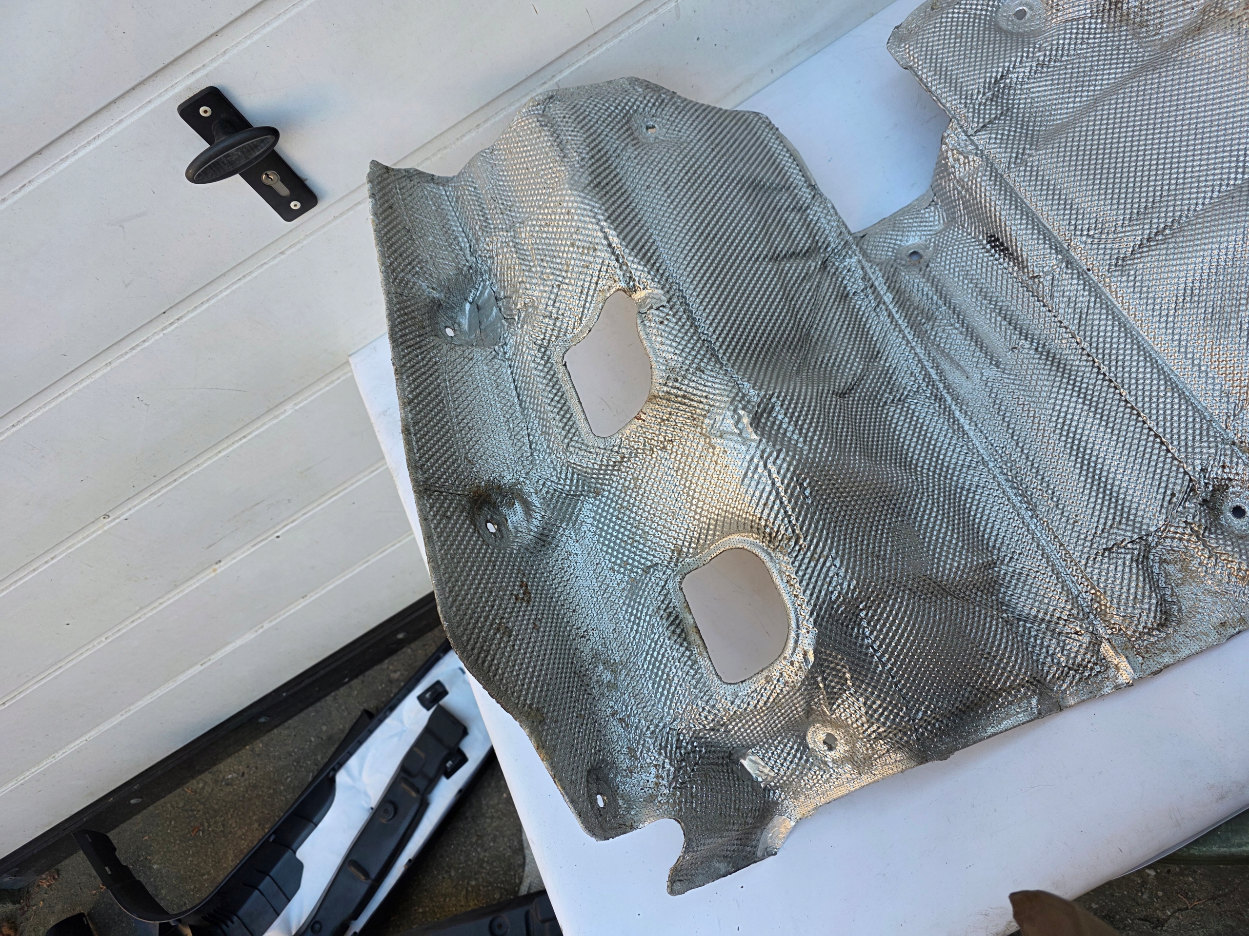 Blende Abdeckung TERMICZNA TUNELU AUDI Q5 80A II FY 80A803979E