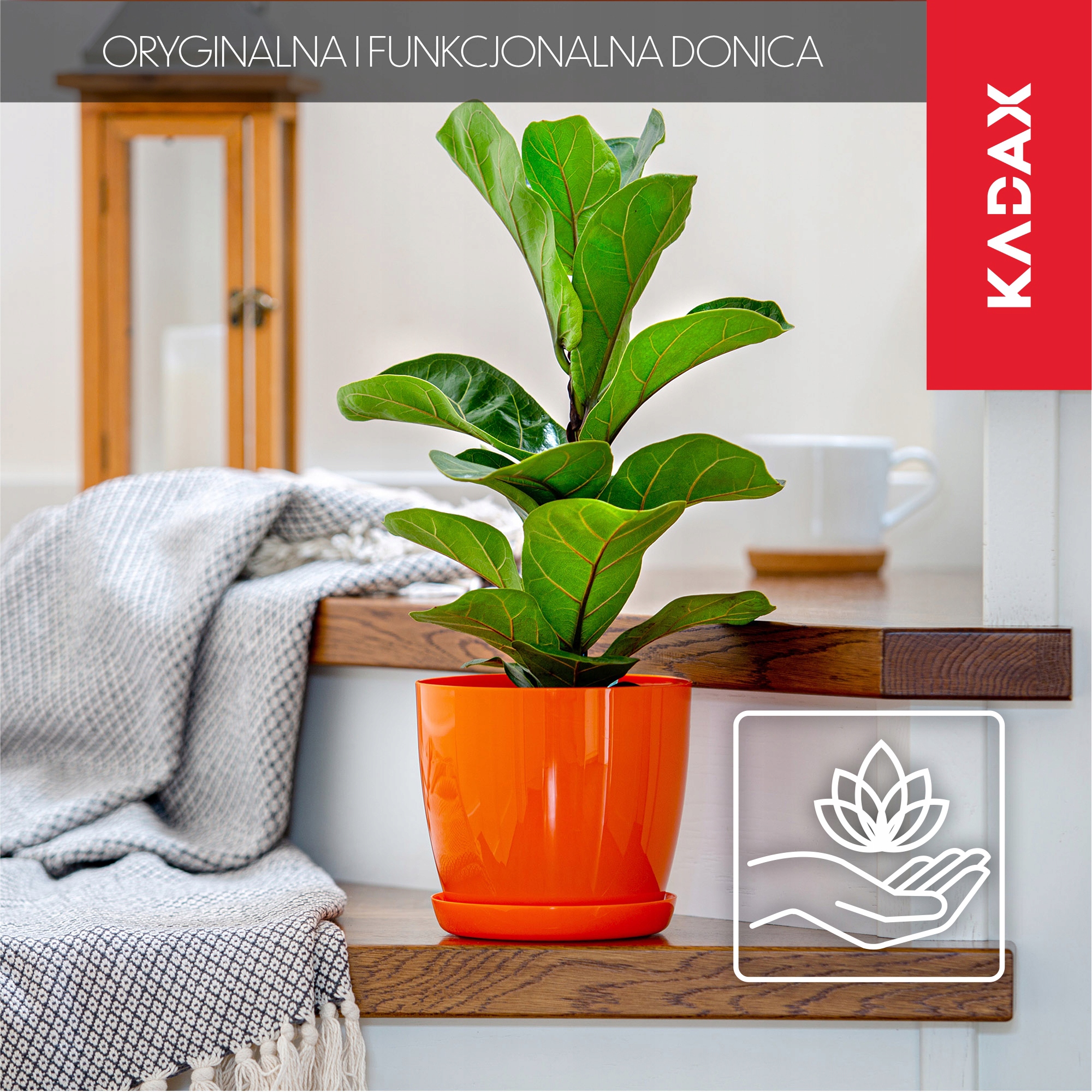 DONICZKA Z PODSTAWKĄ PLASTIKOWA OSŁONKA DONICA 18cm POMARAŃCZOWA KADAX Marka Kadax