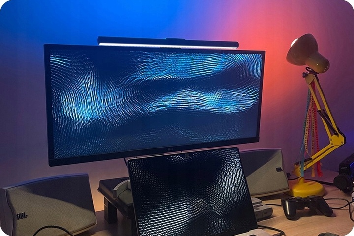 REGULOWANA LAMPA LED USB 5W nad Statyw / Pianino Tematyka, motyw Architektoniczne