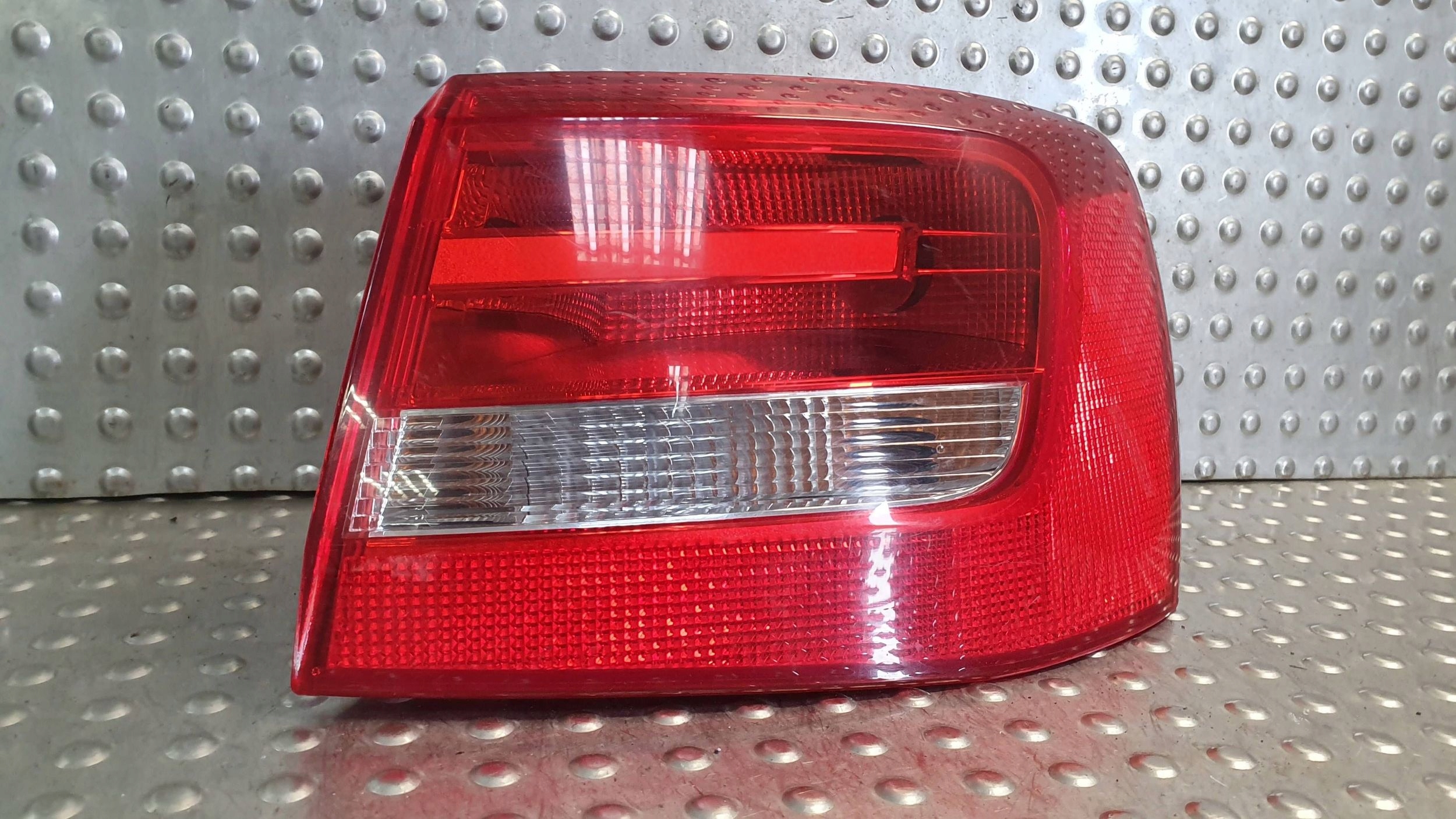 light rear part right AUDI A6 C7 11- 4G9945096