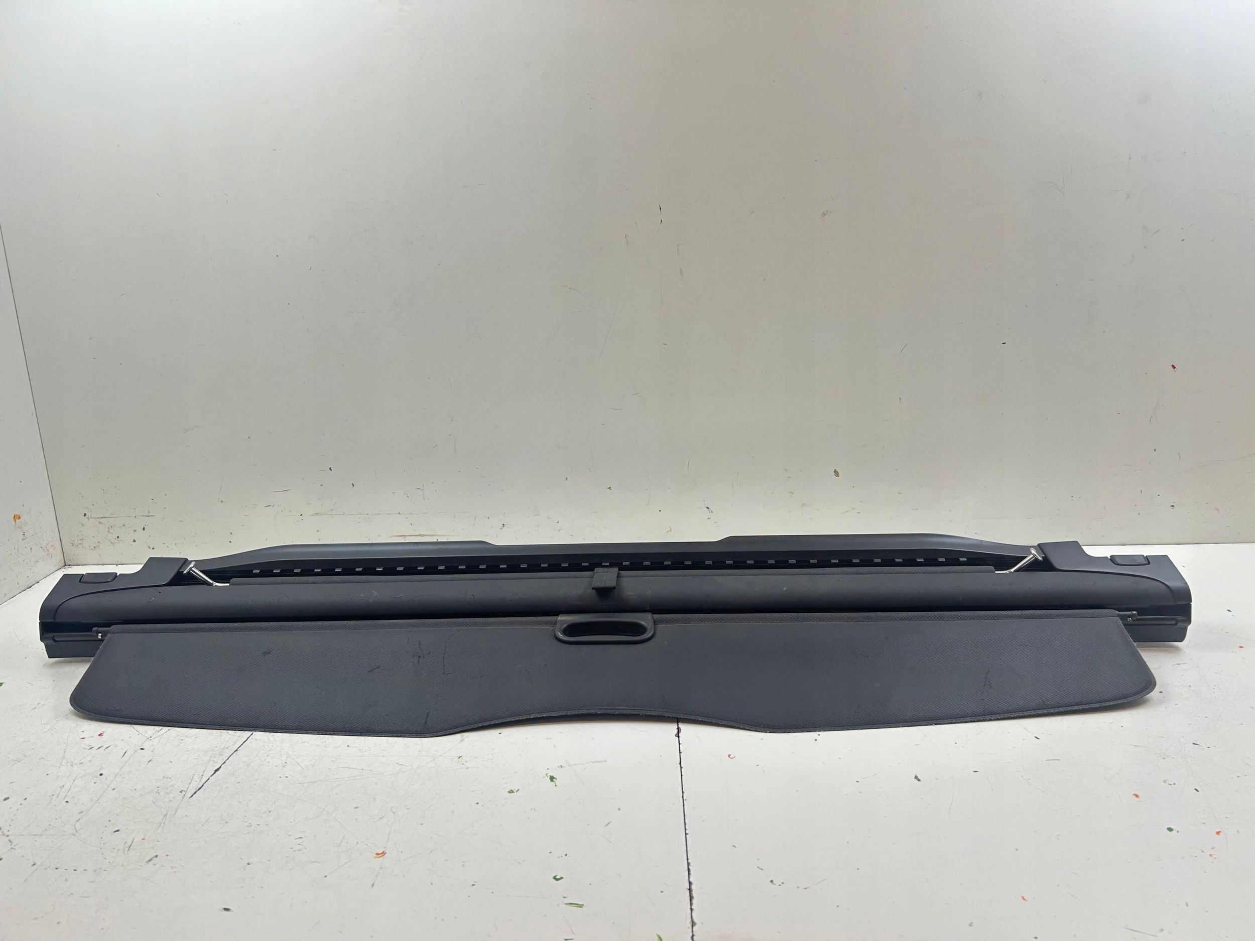 2008 BMW 5 E60 E61 ролета багажника 9119091