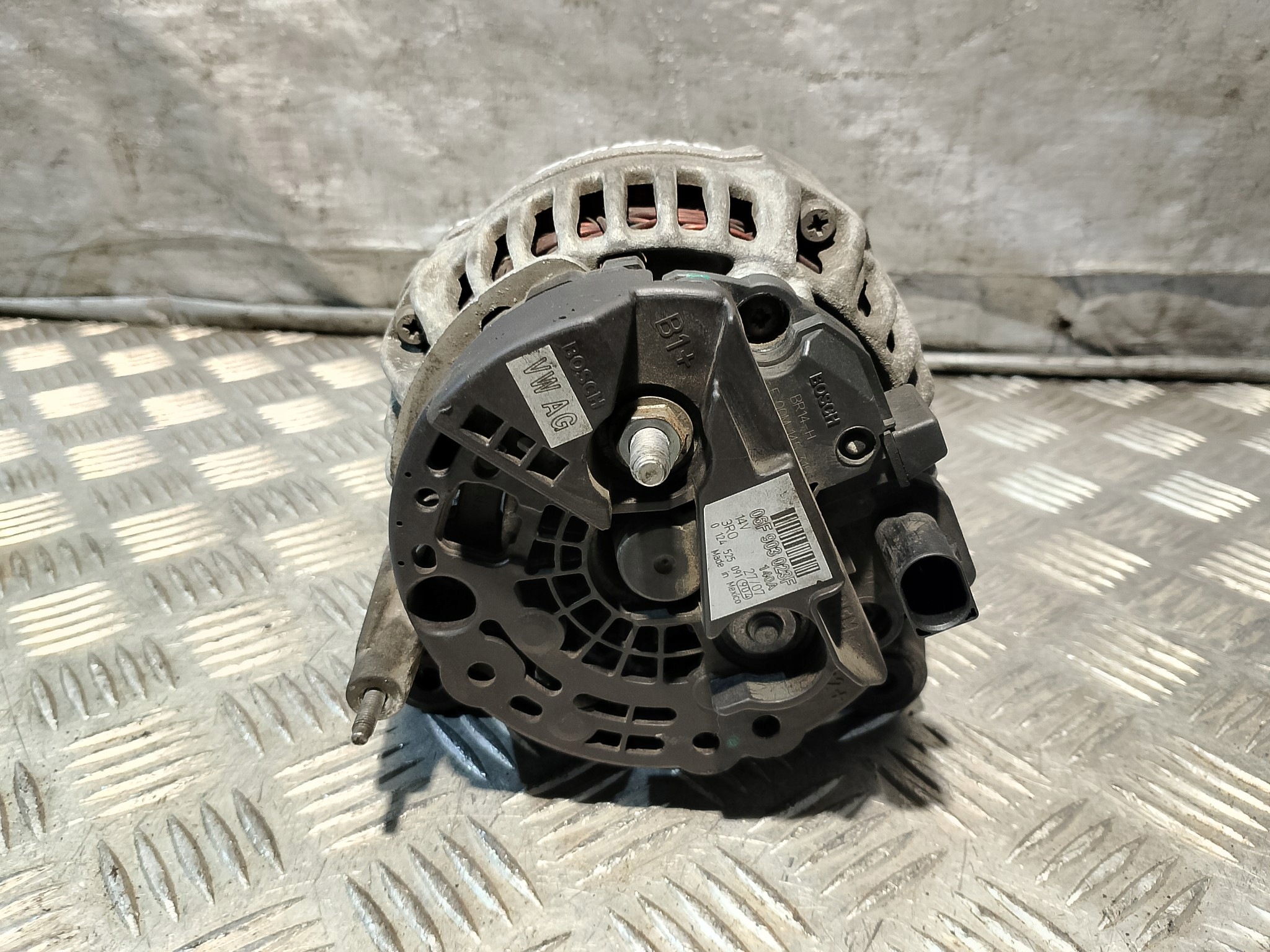 alternator VW JETTA 1.9 TDI 06F903023F 0124525091 140A