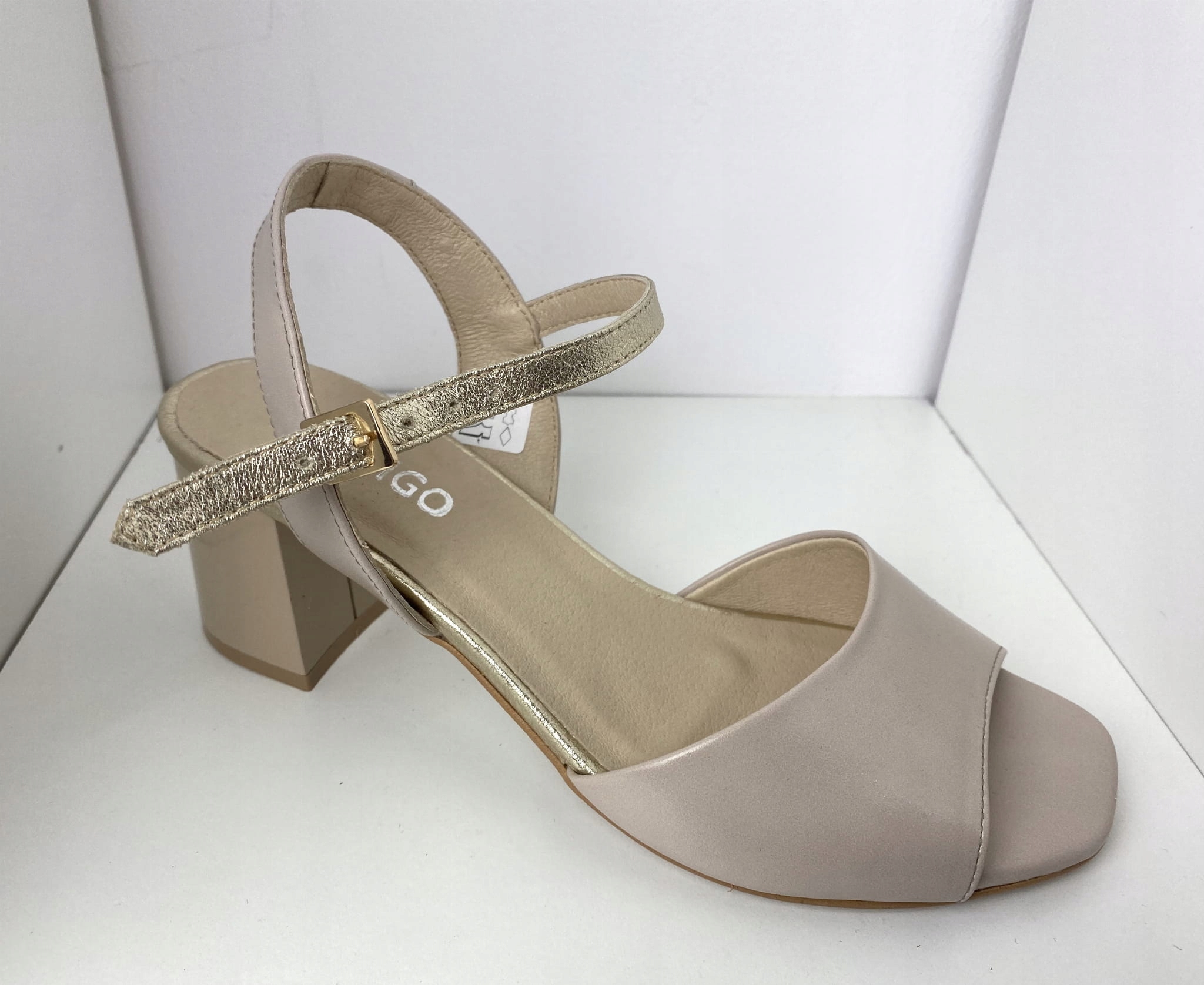 Dámské sandály Higo kožené 2168 Béžová 37, Černá