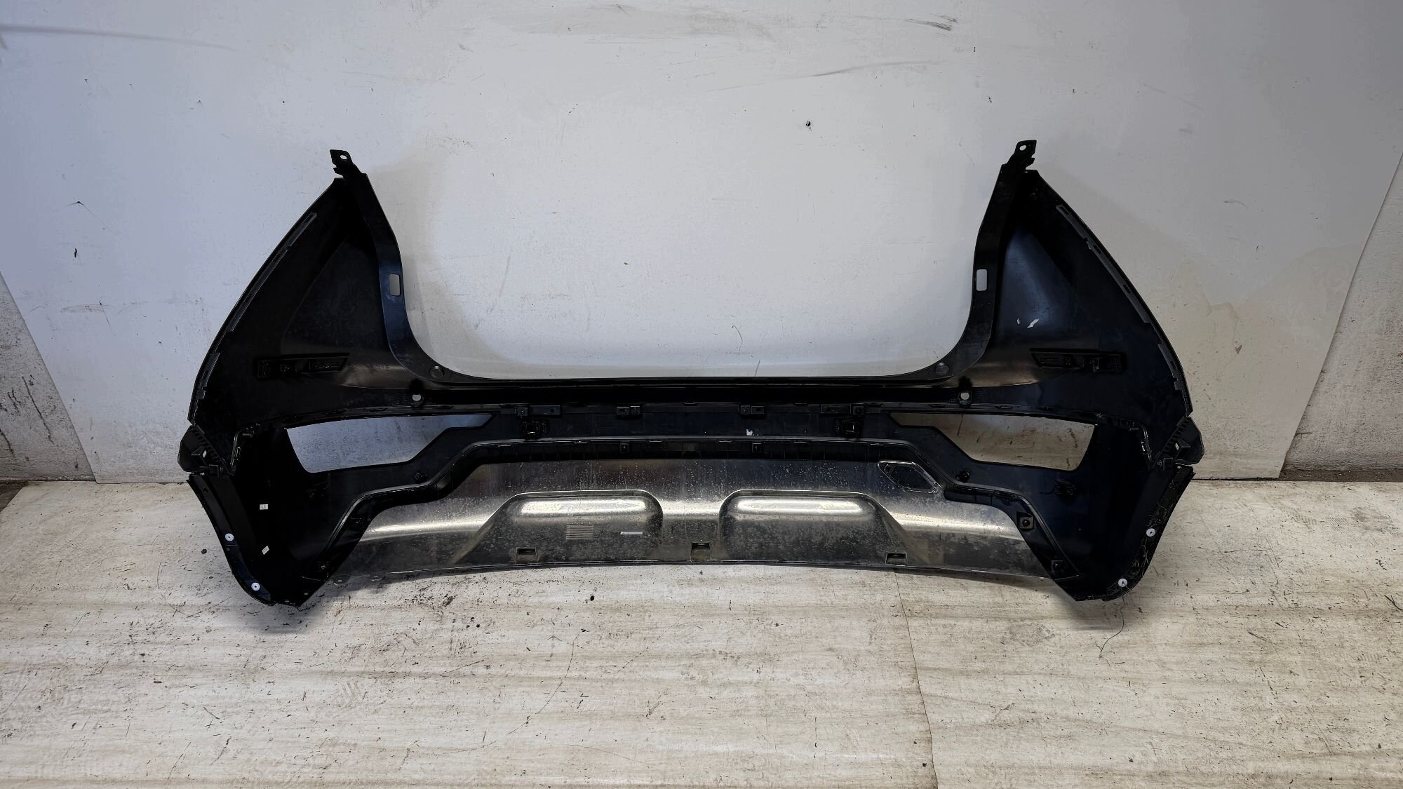 KIA NIRO II bumper rear part rear PDC 22-24 nice