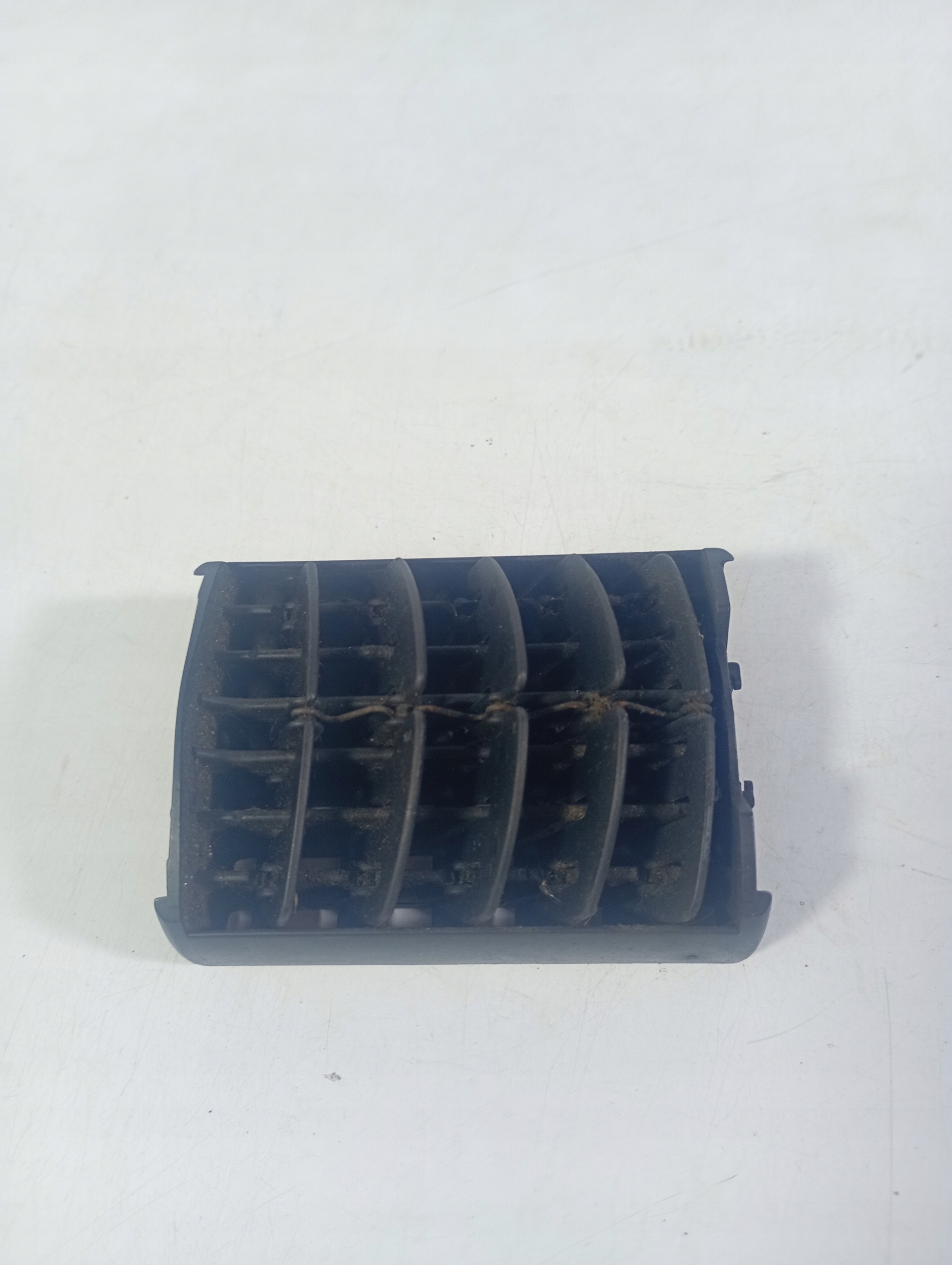 Audi A80 B4 80 91-96 grid air conditioning devices air central OE 893820971