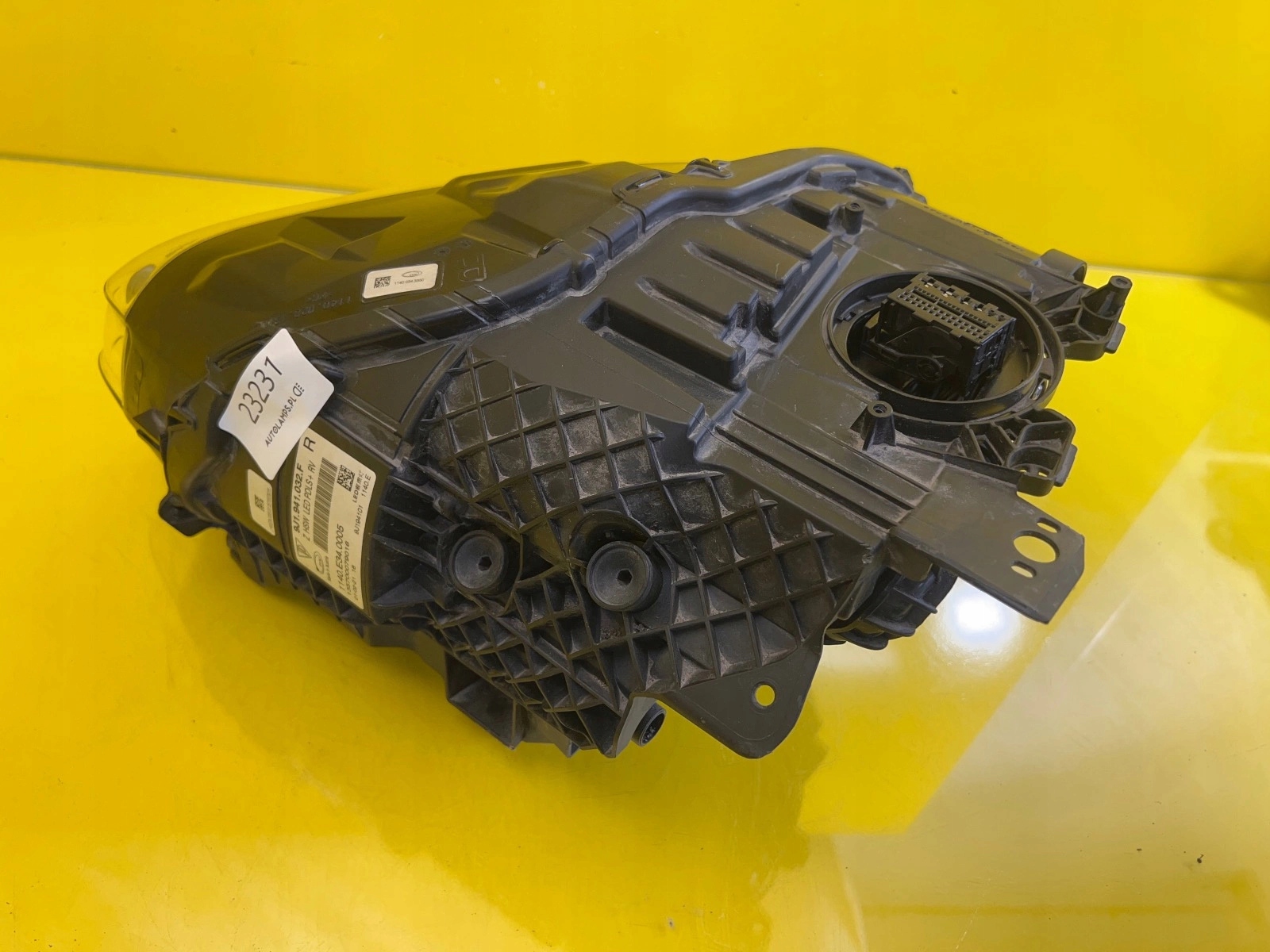 light right Porsche Taycan 9J1 Full Led 9J1941032F