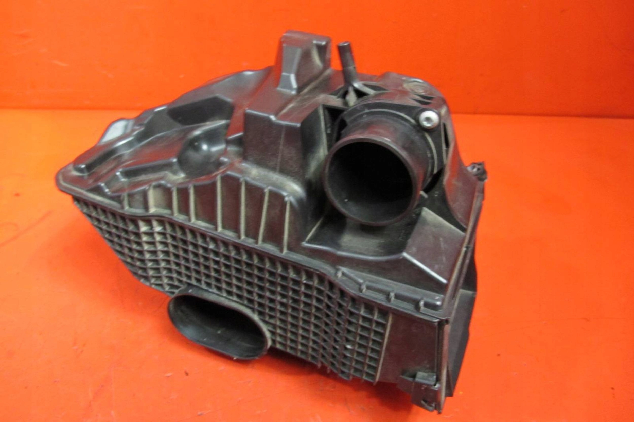 Renault Clio IV 4 0.9 TCE H4B408 CAPTUR DACIA Gehäuse filter luft