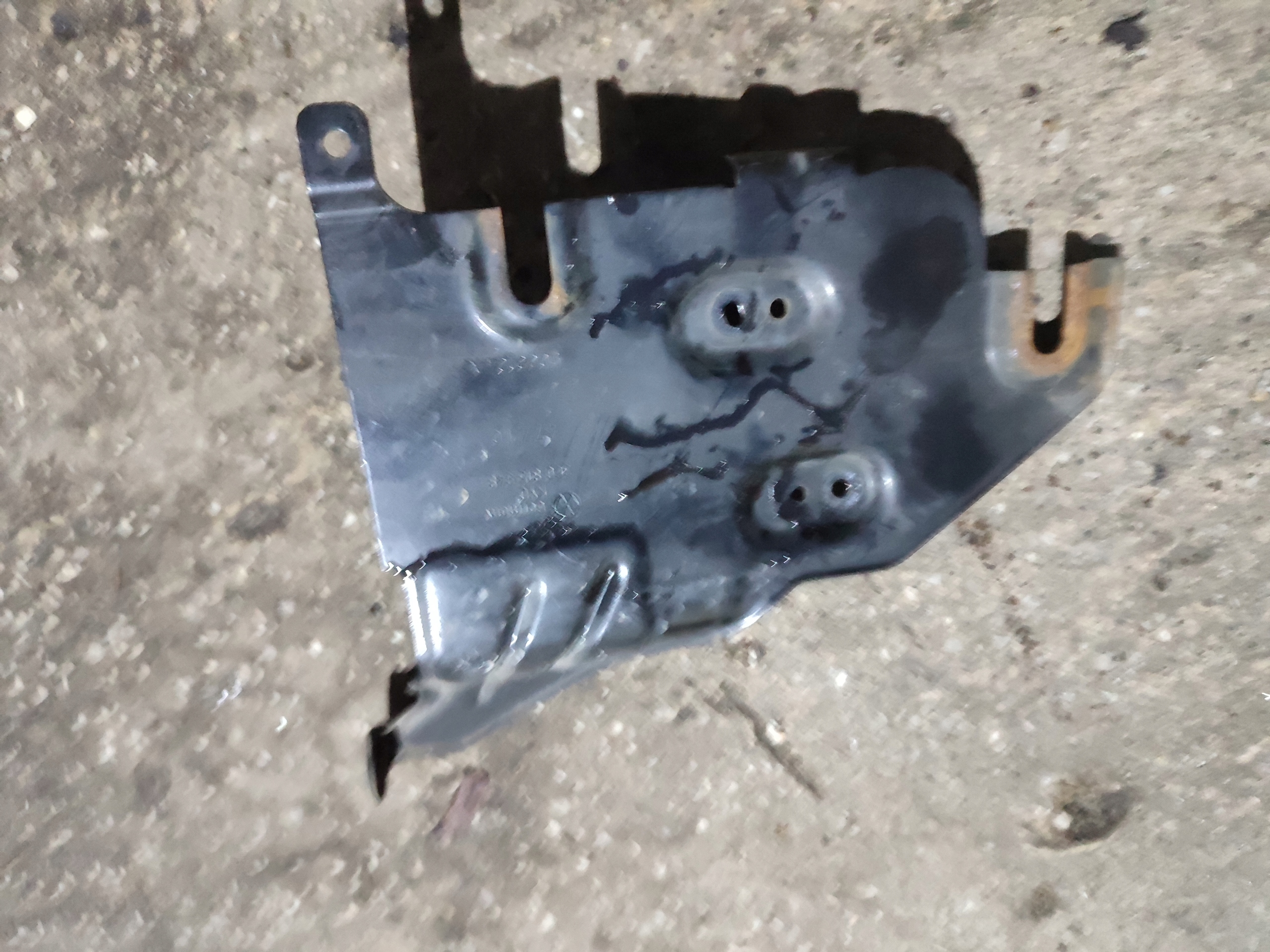 Halter Halter Behälter Spritzdüse VW PASSAT B6 3C0815948