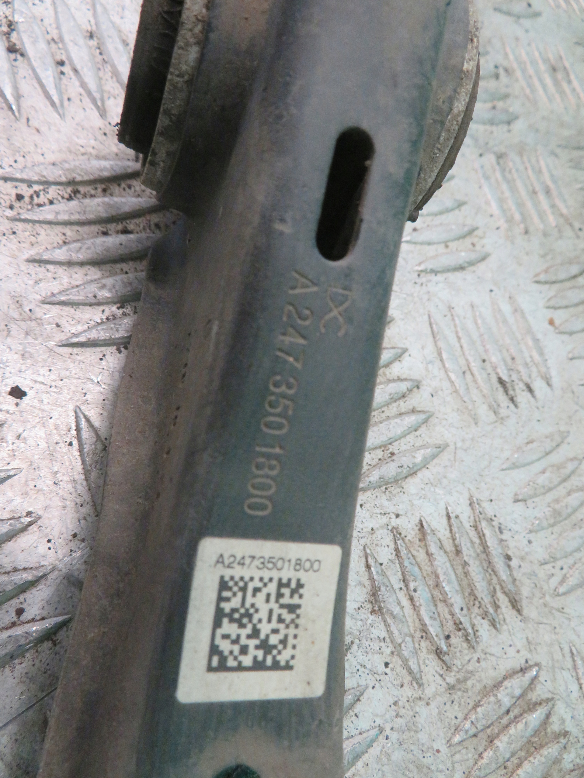 Querlenker heck hinten MERCEDES W177 2.0 19R