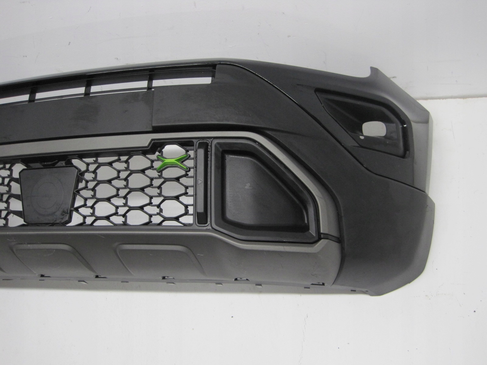 front bumper JEEP AVENGER 24R below RADAR front