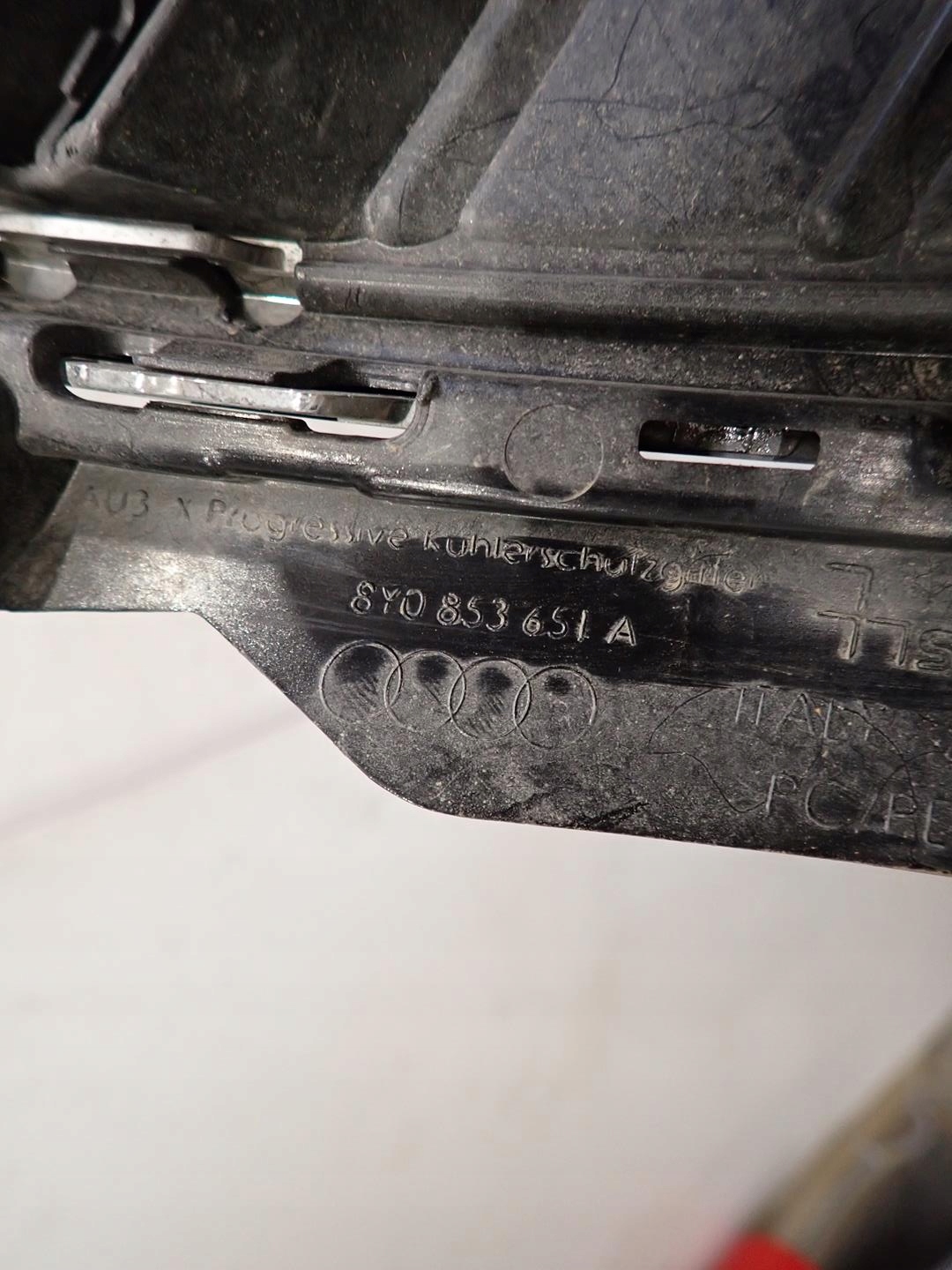 maska AUDI A3 2020- 8Y0853651A