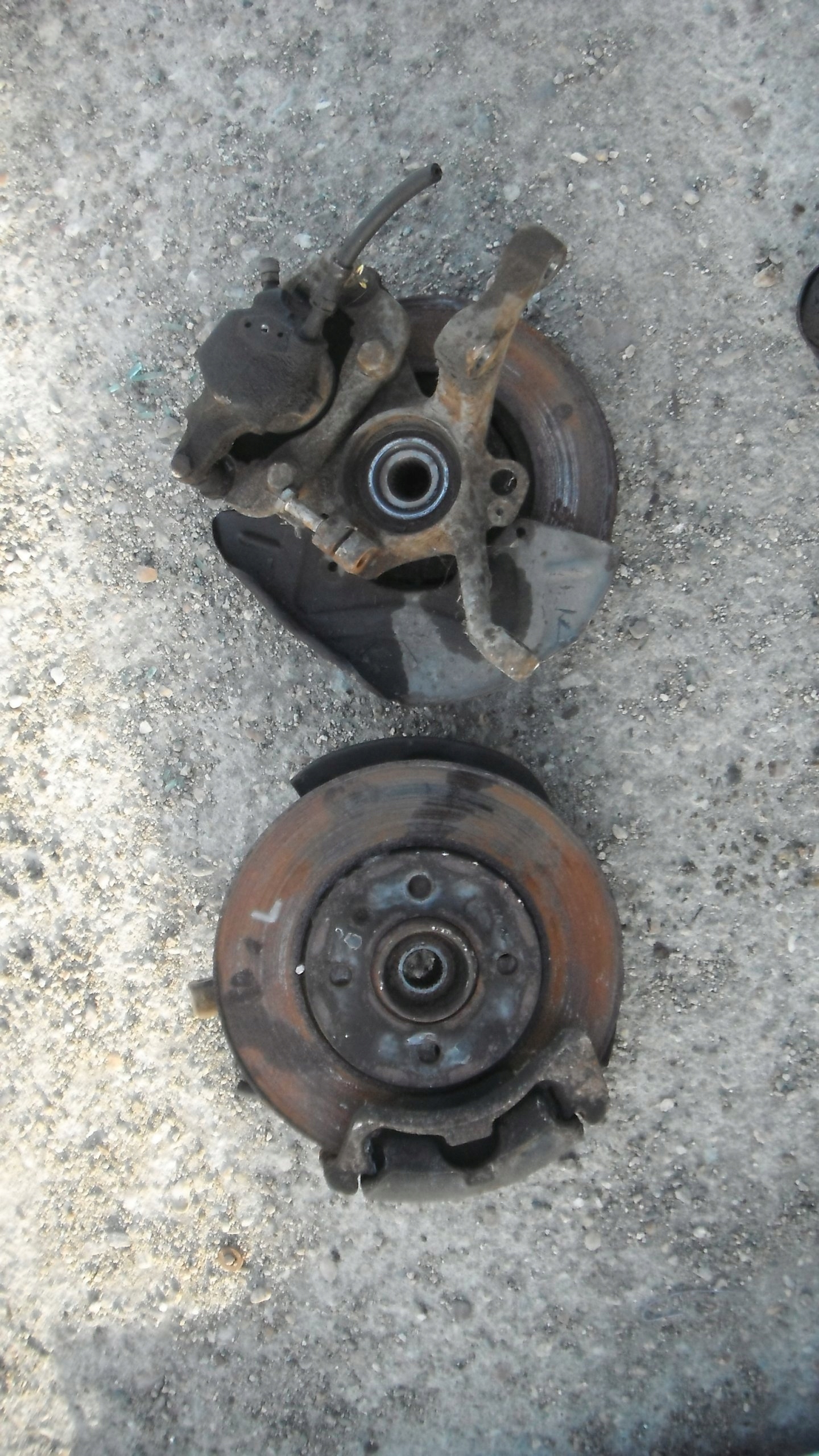 CADDY INCA SDI 96-04 ZWROTNICA PIASTA PRZÓD LEWA