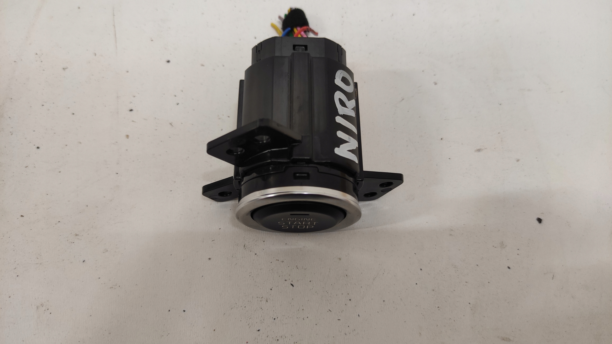 KIA NIRO ignition button START STOP 17-22