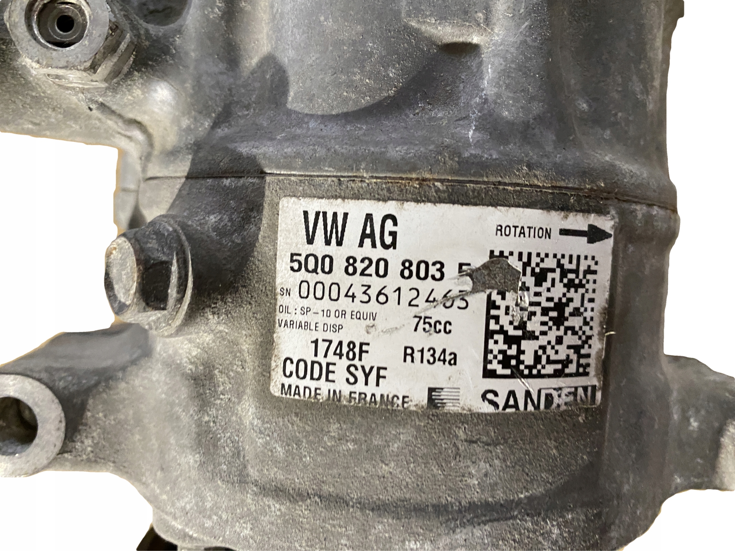 AUDI VW compressor; compressor of the air conditioning 5Q0820803E