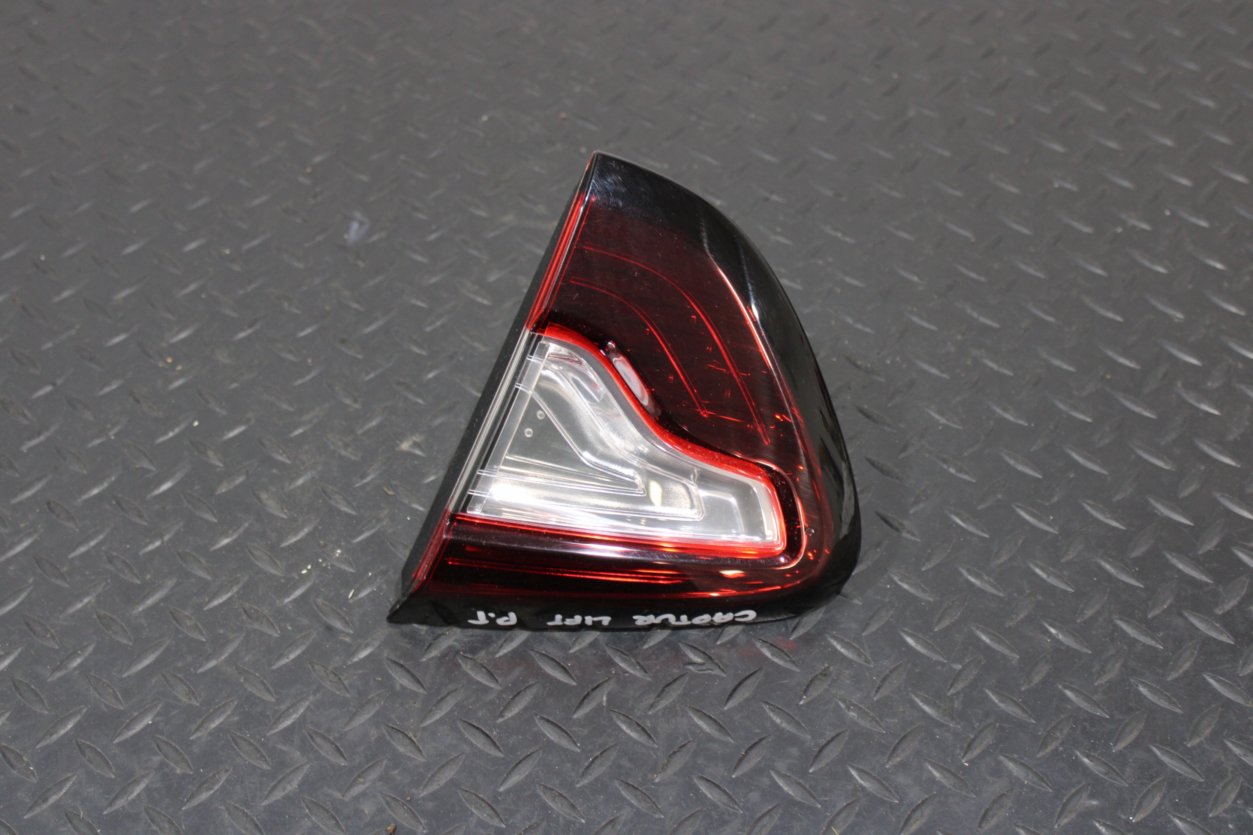 light bonnet boot right rear part RENAULT CAPTUR and 1 LIFT