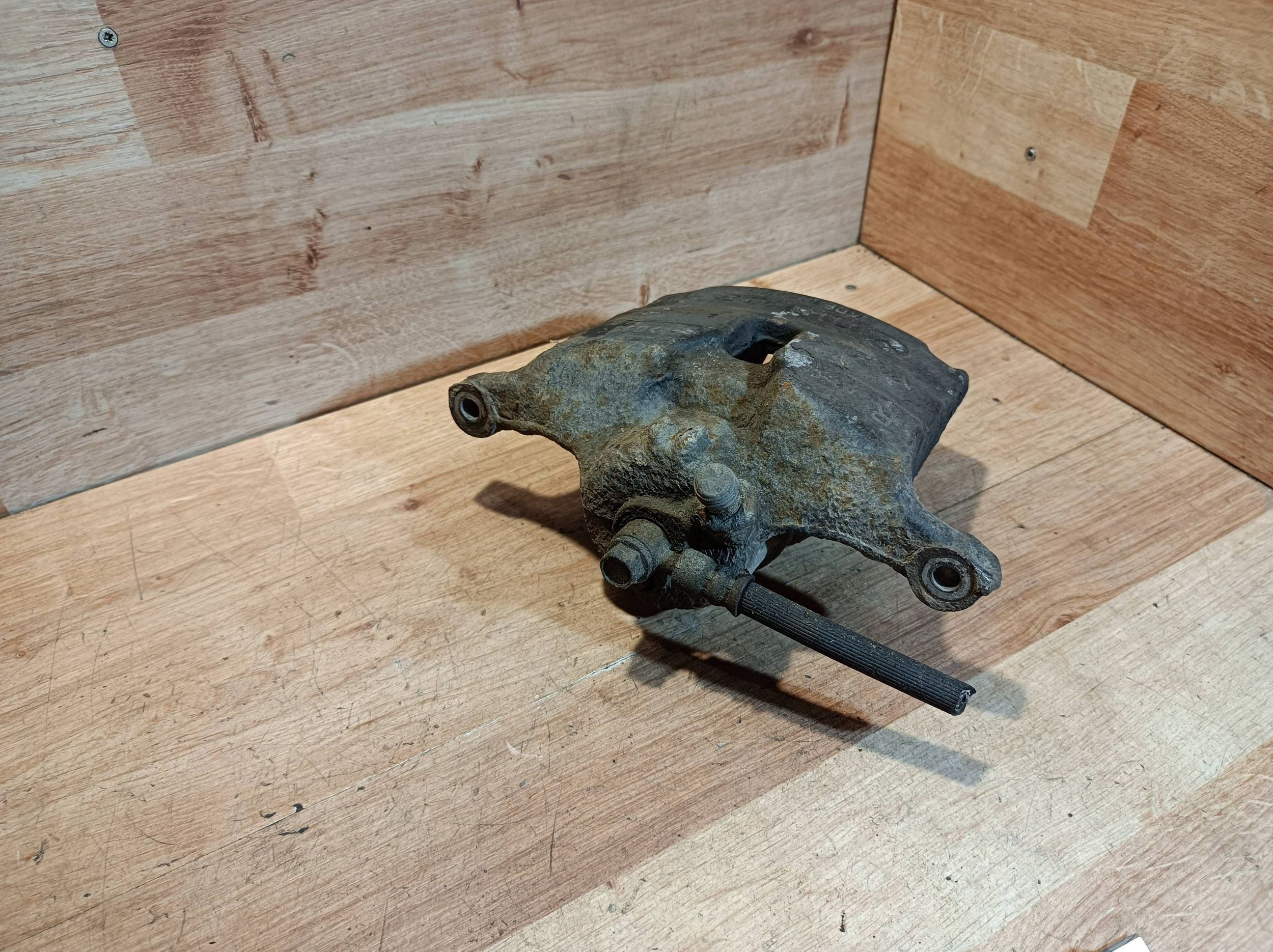 caliper brake front right Mazda 6 GJ