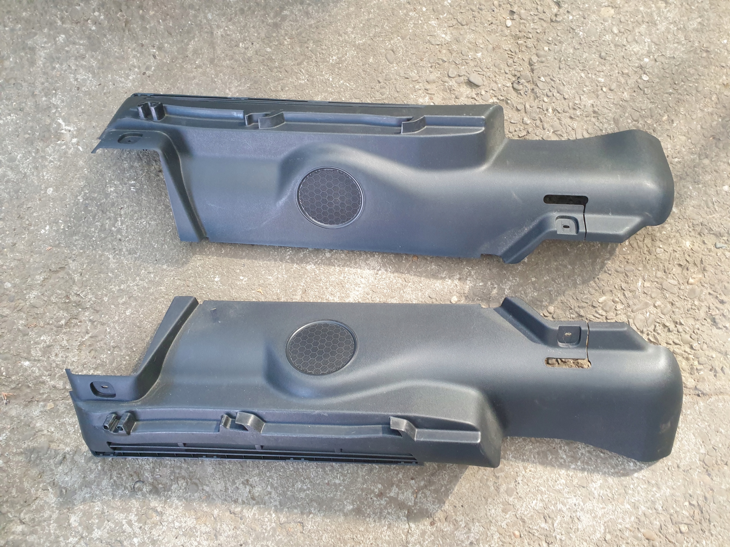boot upholstery cover holder POLKI CITROEN BERLINGO II 2010- B9