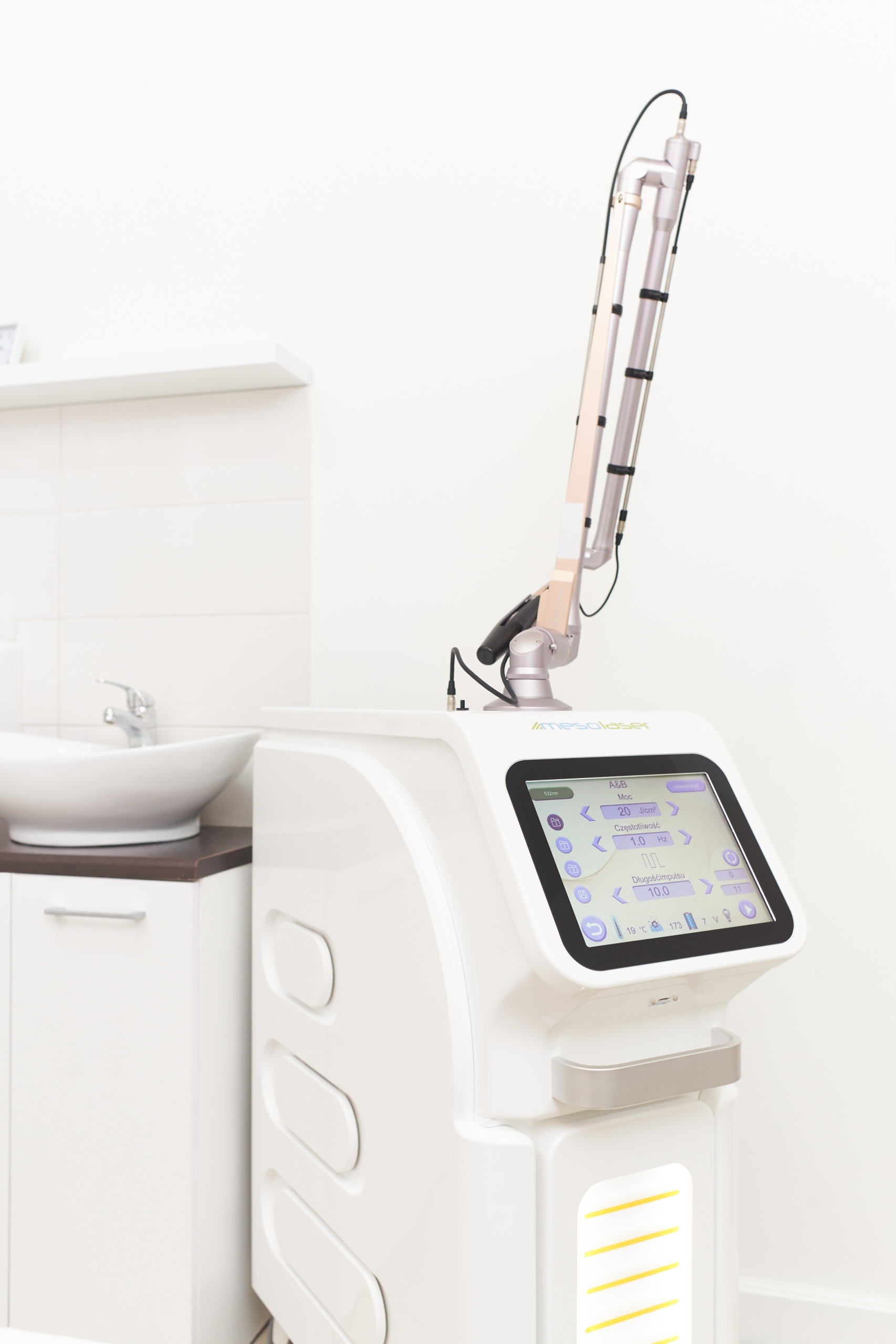 Laser naczyniowy Nd-Yag Long Pulse 1064/532 Mesolaser Vessel PRO EAN (GTIN) 5903772142969