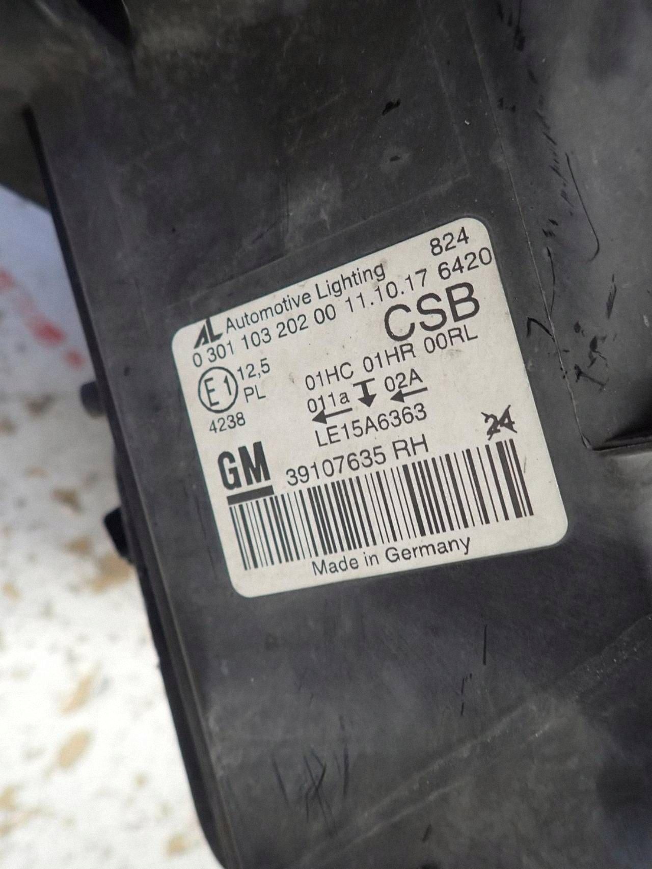 light front front right OPEL ZAFIRA C LIFT 2016- 39107635