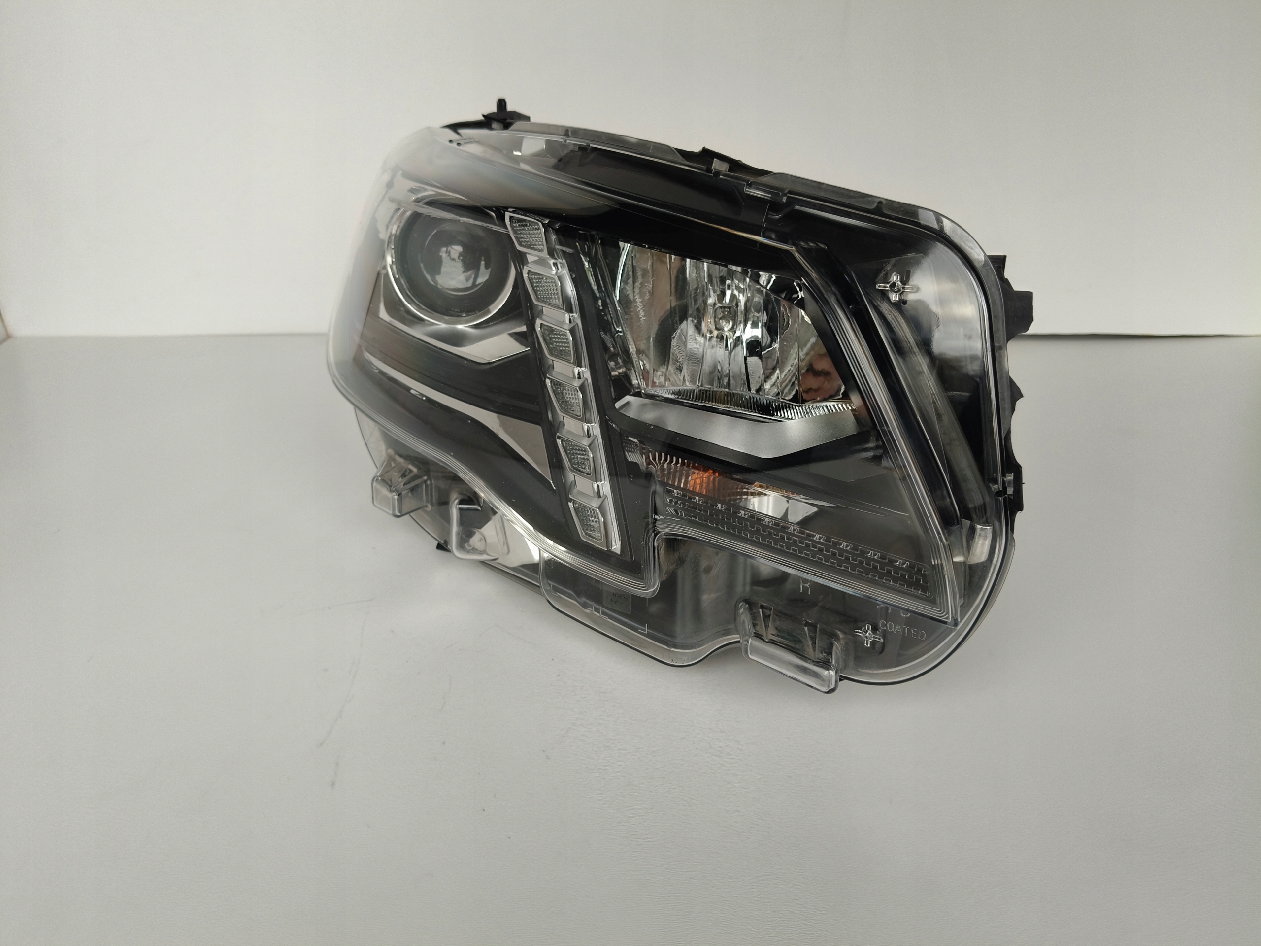 light right REFLEKTOR PEUGEOT RIFTER 18- LED