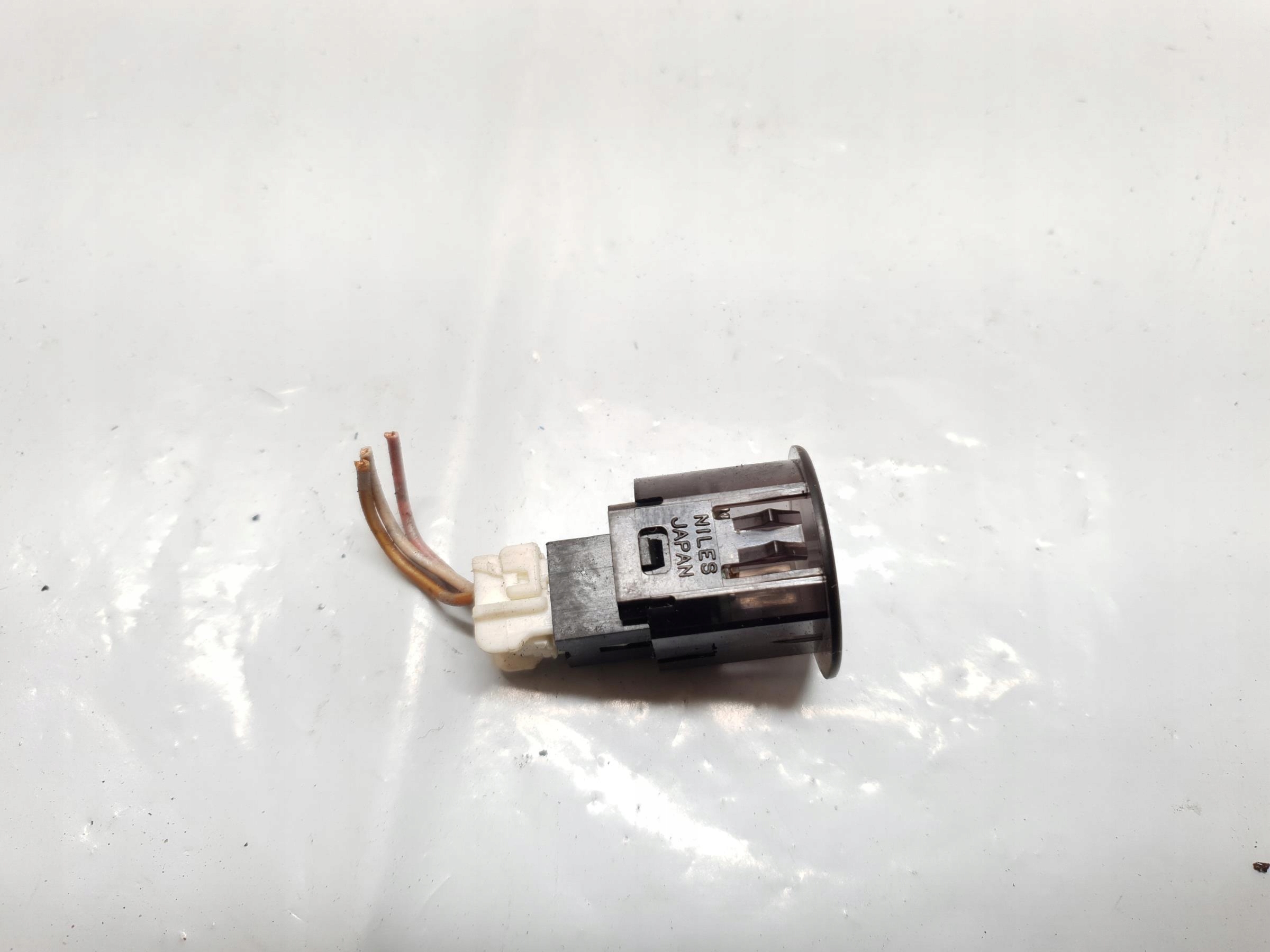 CZUJNIK ŚWIATŁA NASŁONECZNIENIA NISSAN MURANO Z50 Typ samochodu Samochody osobowe