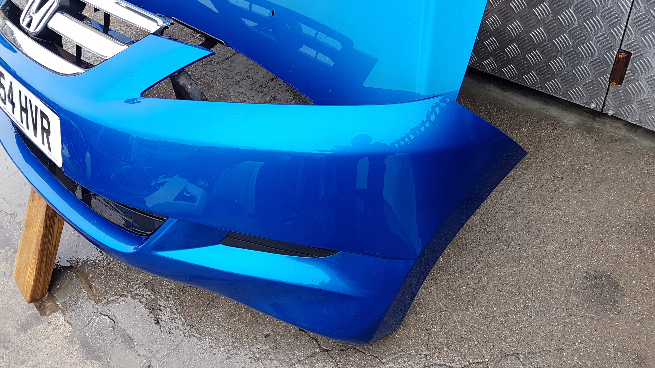 Paraurti HONDA FRV 05-09 LAK: B520P