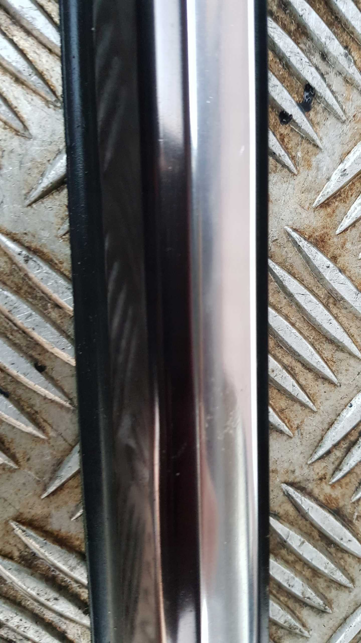 MERCEDES W220 moulding dust rear part left right