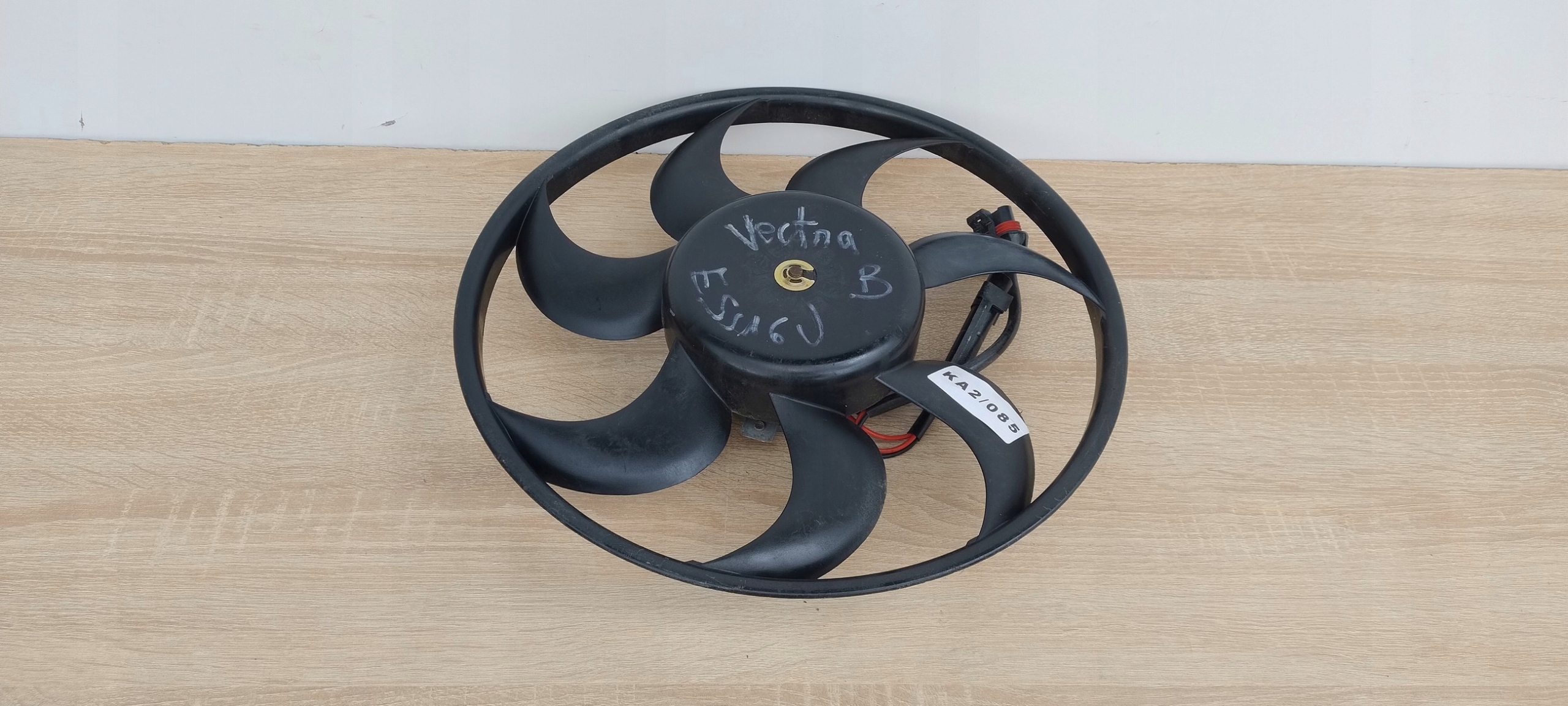 OPEL VECTRA B 1.6B Benzín ventilátor chladiče originál 90499672