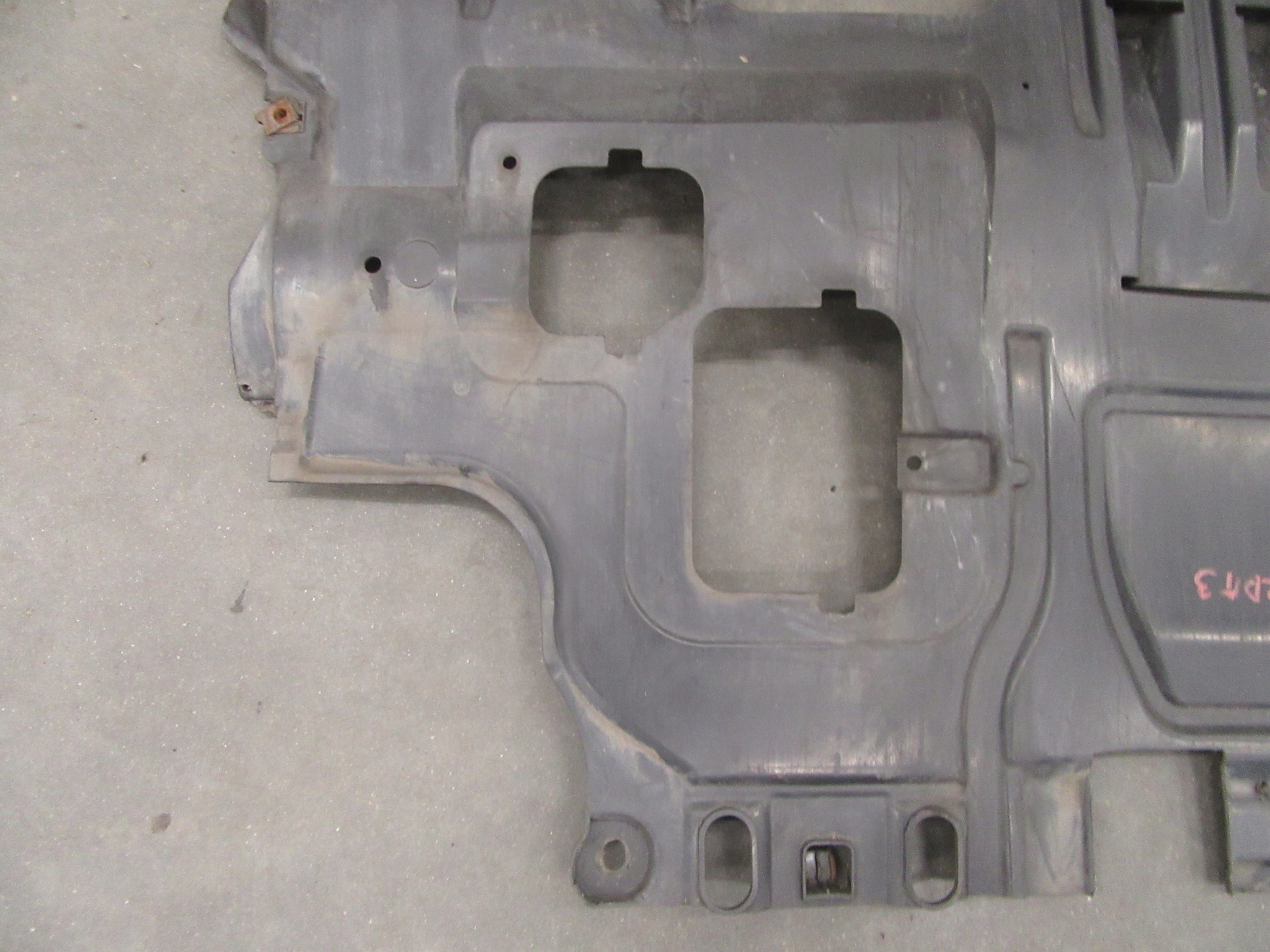 cover below engine cover chassis Mazda 3 BL Diesel