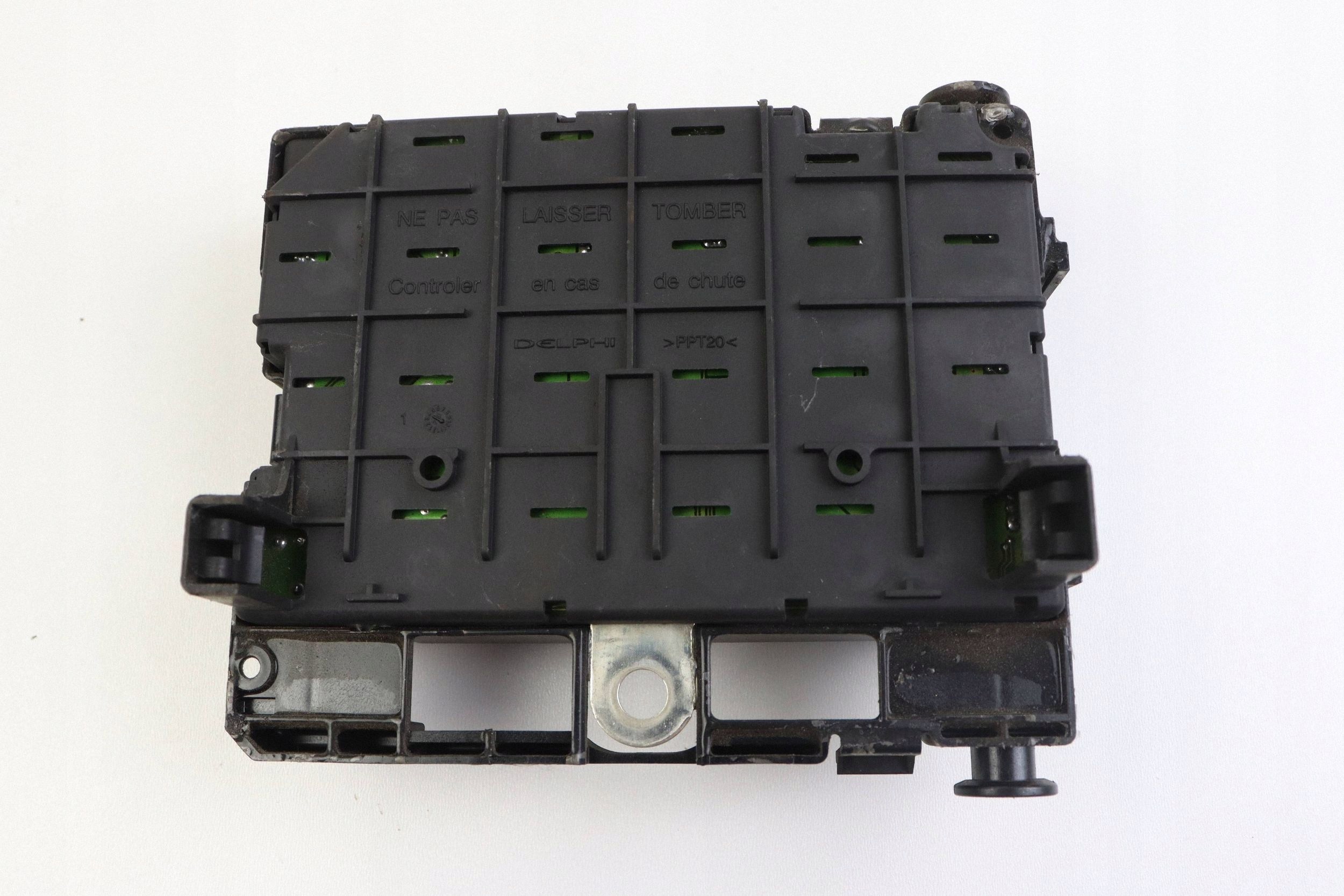 CITROEN PEUGEOT module compartment control unit BSM 9650664080
